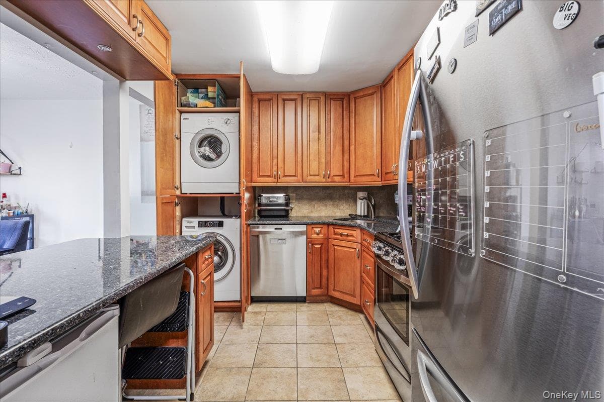 215-15 23rd Avenue Unit: TH 10 thumbnail 10