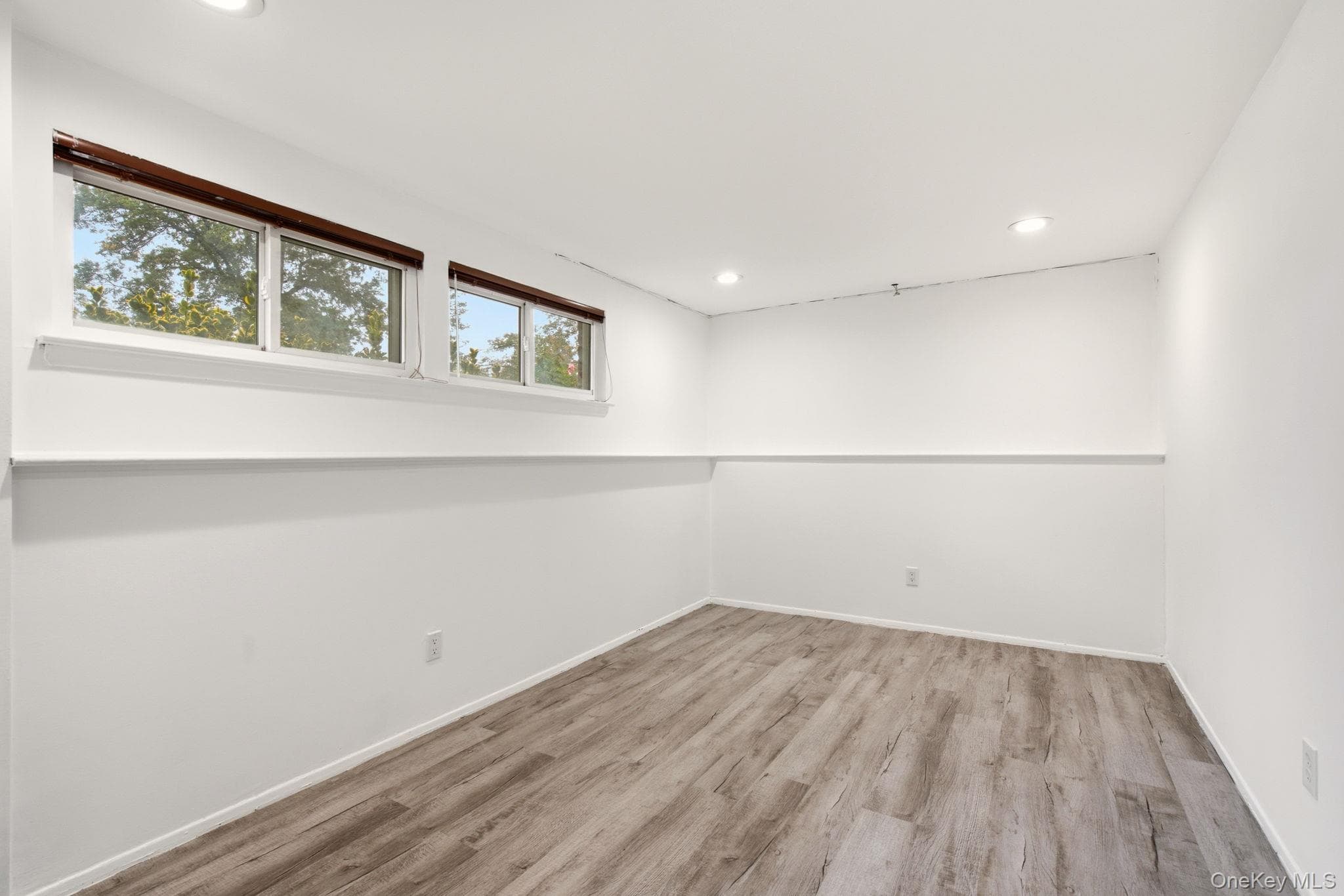 173 N Marginal Road thumbnail 31