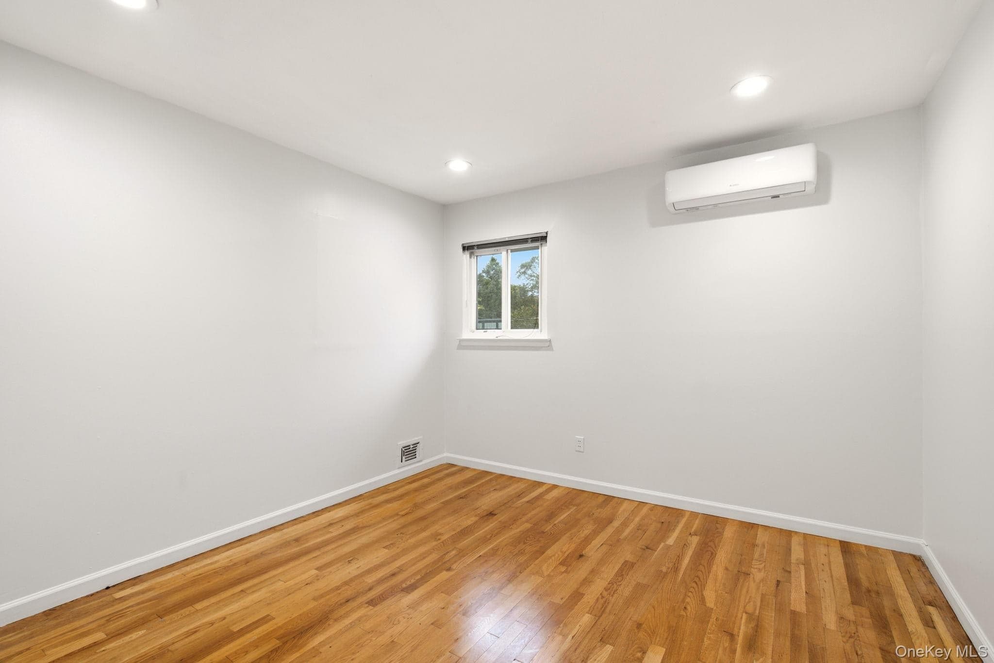 173 N Marginal Road thumbnail 25