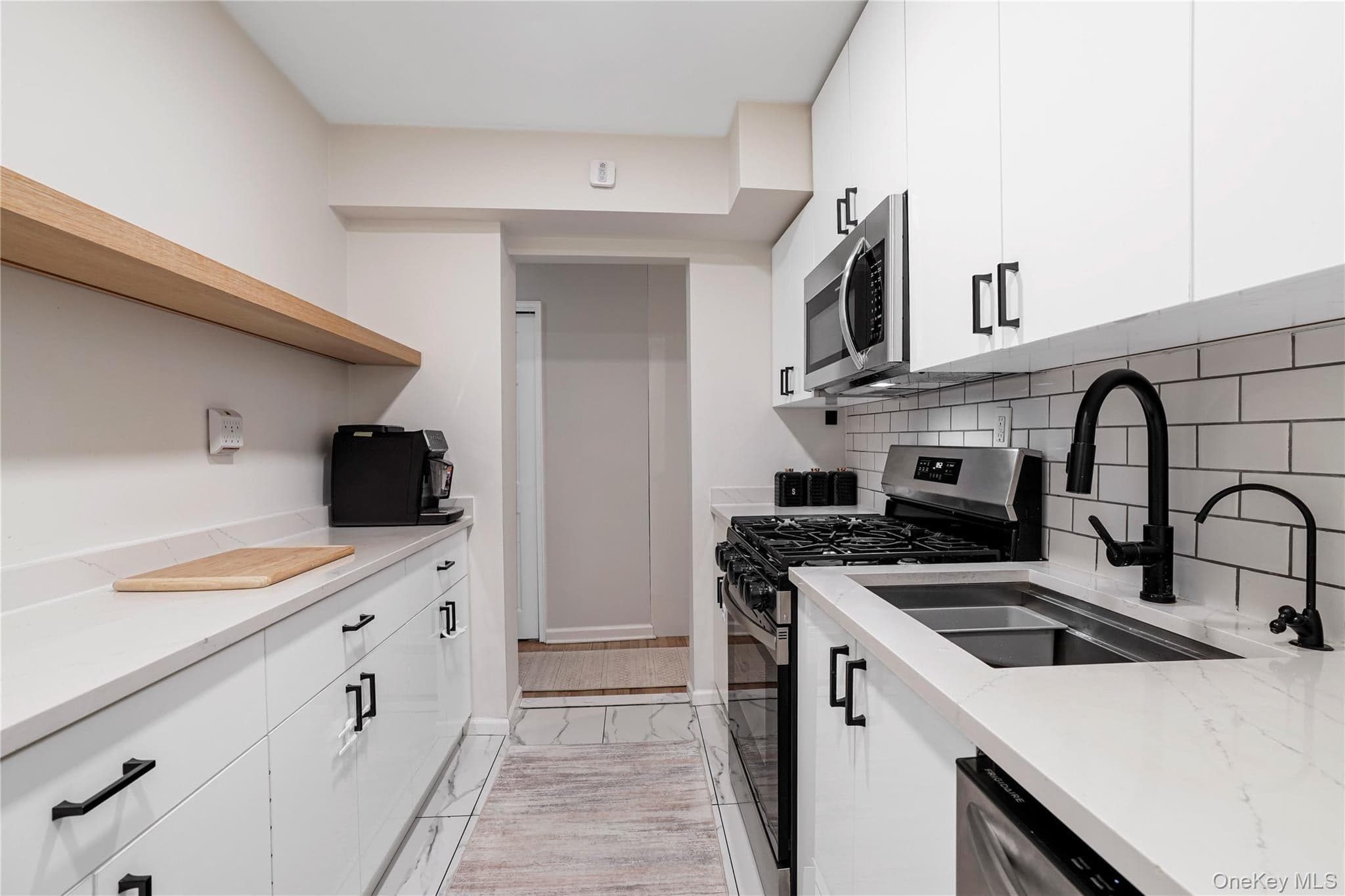151-25 88th Street Unit: 4E thumbnail 4