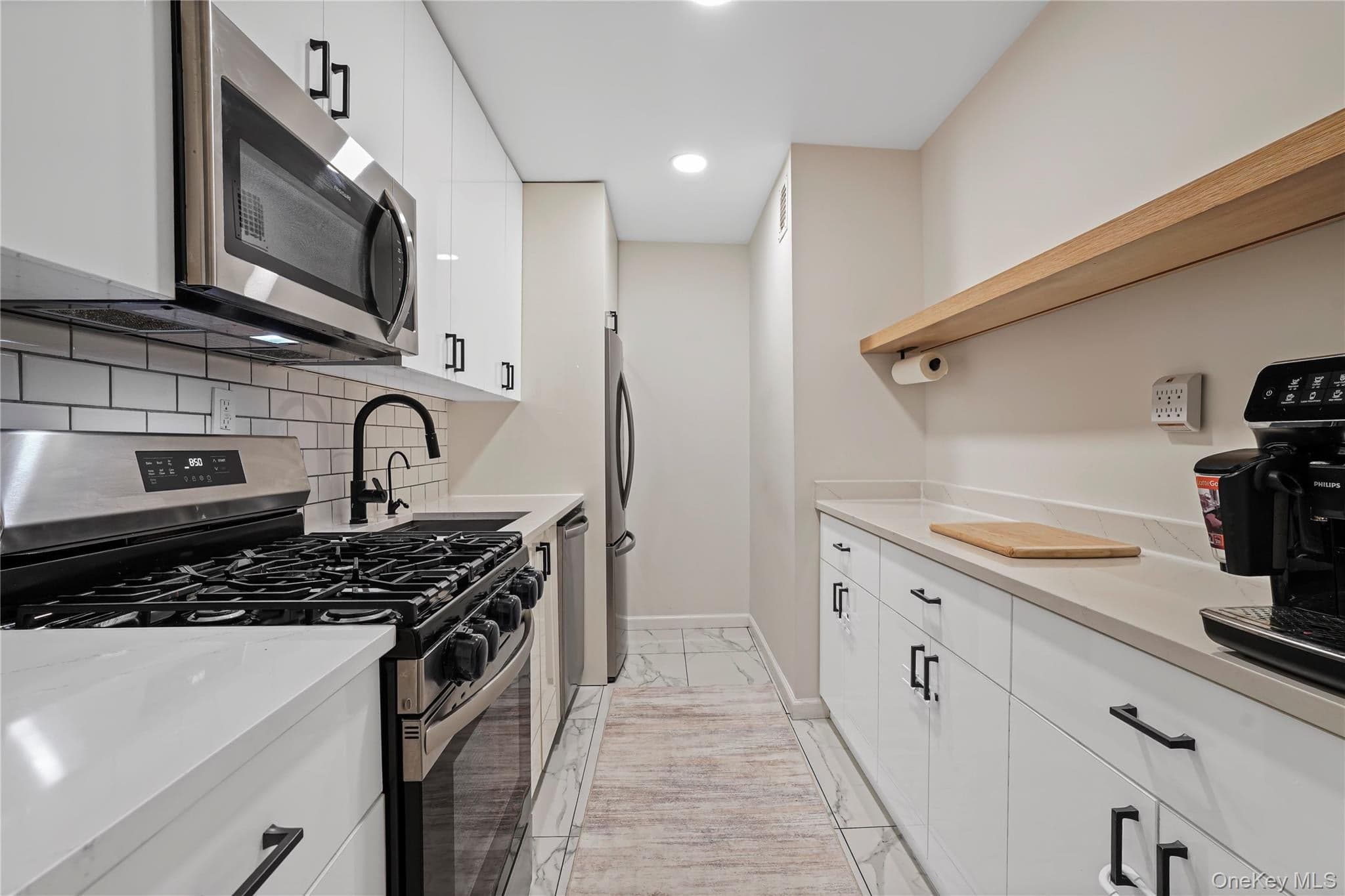 151-25 88th Street Unit: 4E photo 1