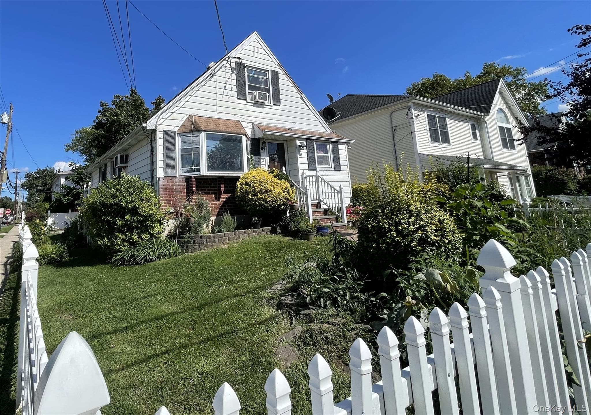 32 Edgewood Road photo 1