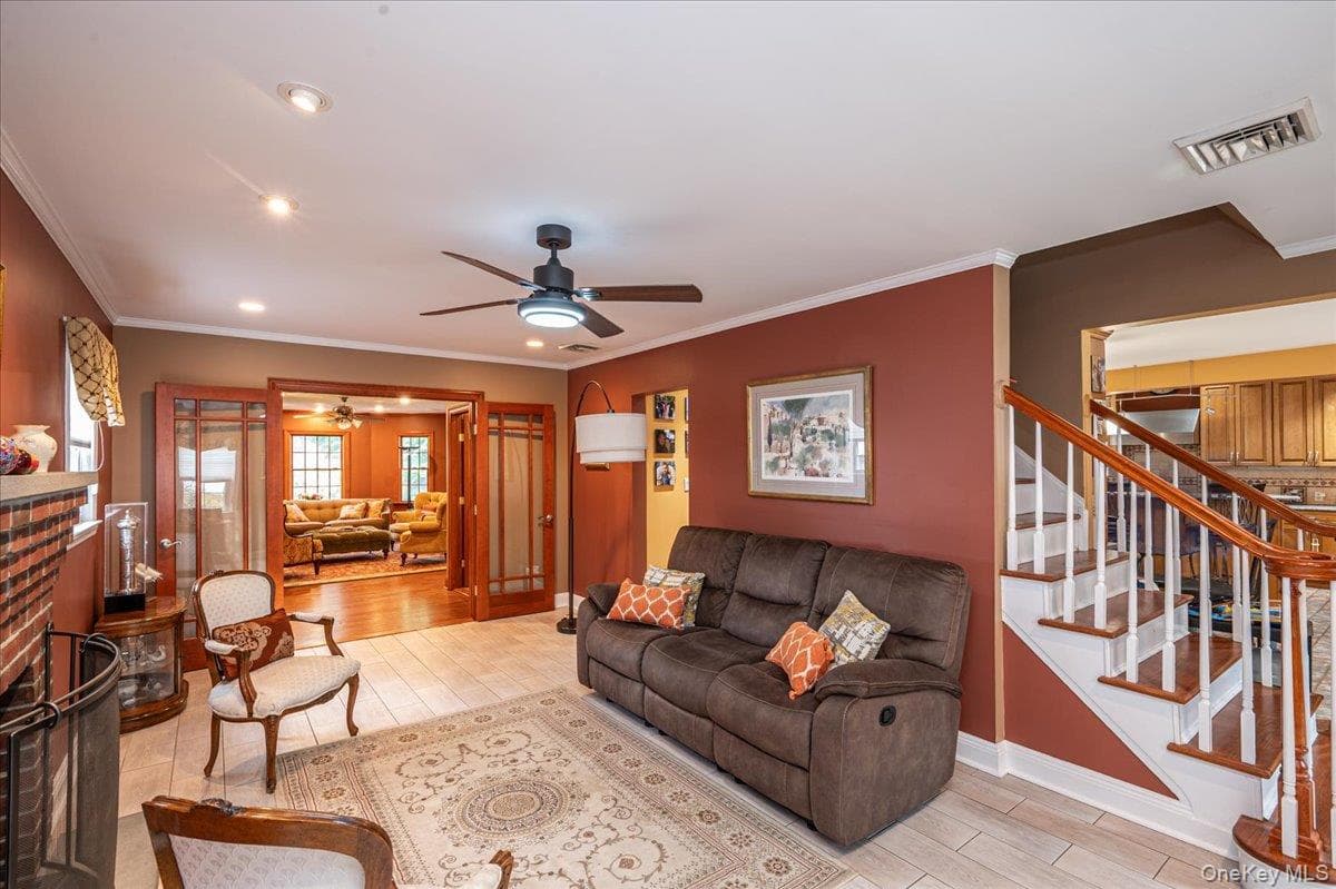 464 Duryea Terrace thumbnail 11