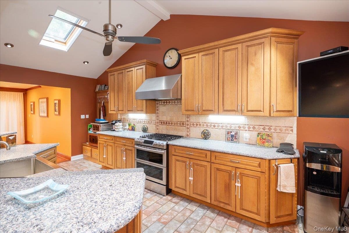 464 Duryea Terrace thumbnail 9