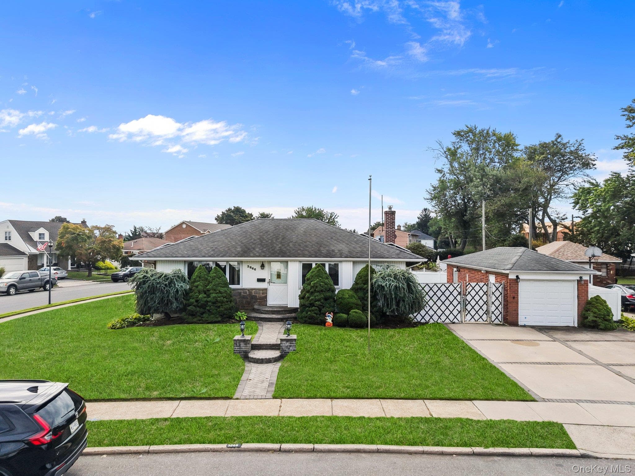 3866 Drake Street thumbnail 34