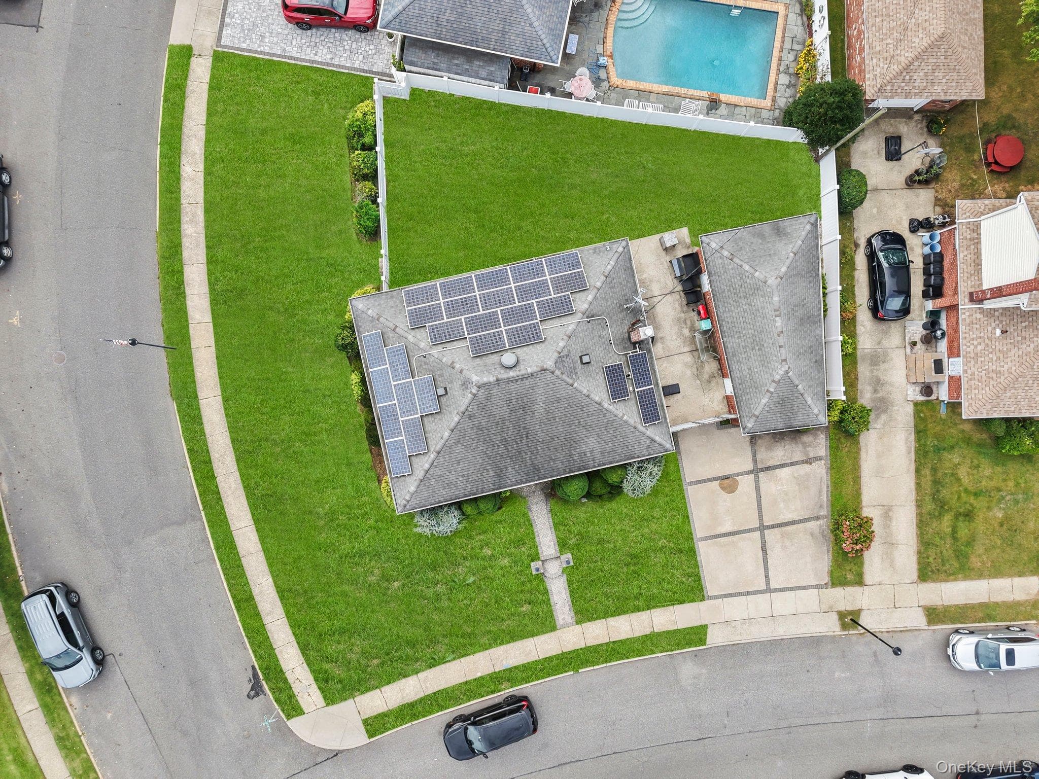3866 Drake Street thumbnail 38