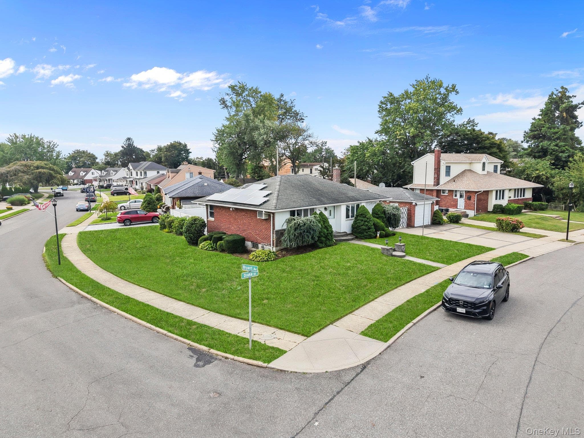 3866 Drake Street thumbnail 44
