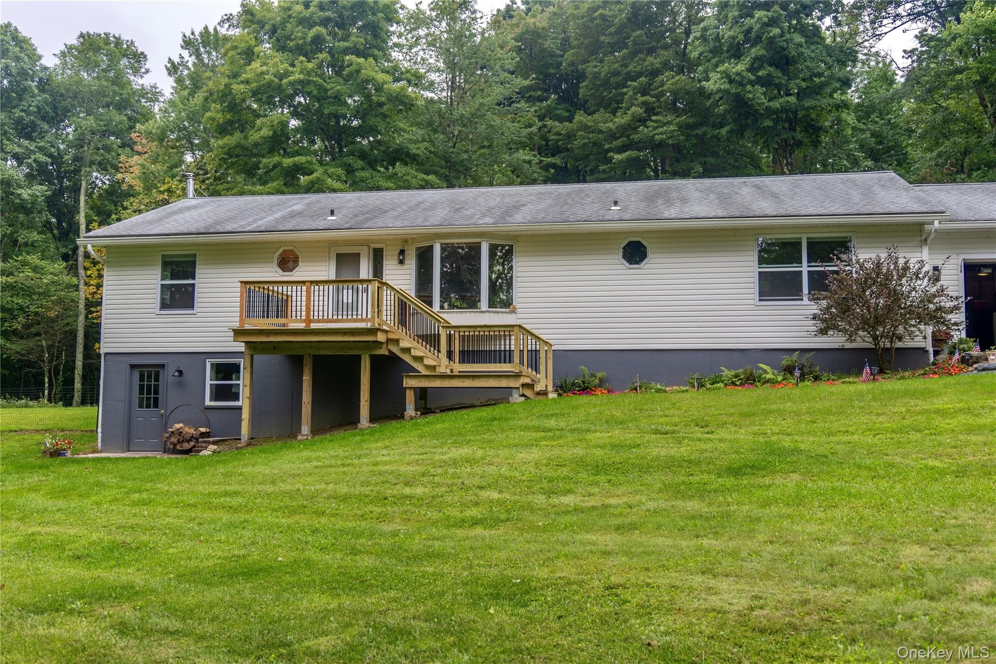 60 Briarwood Lane thumbnail 42