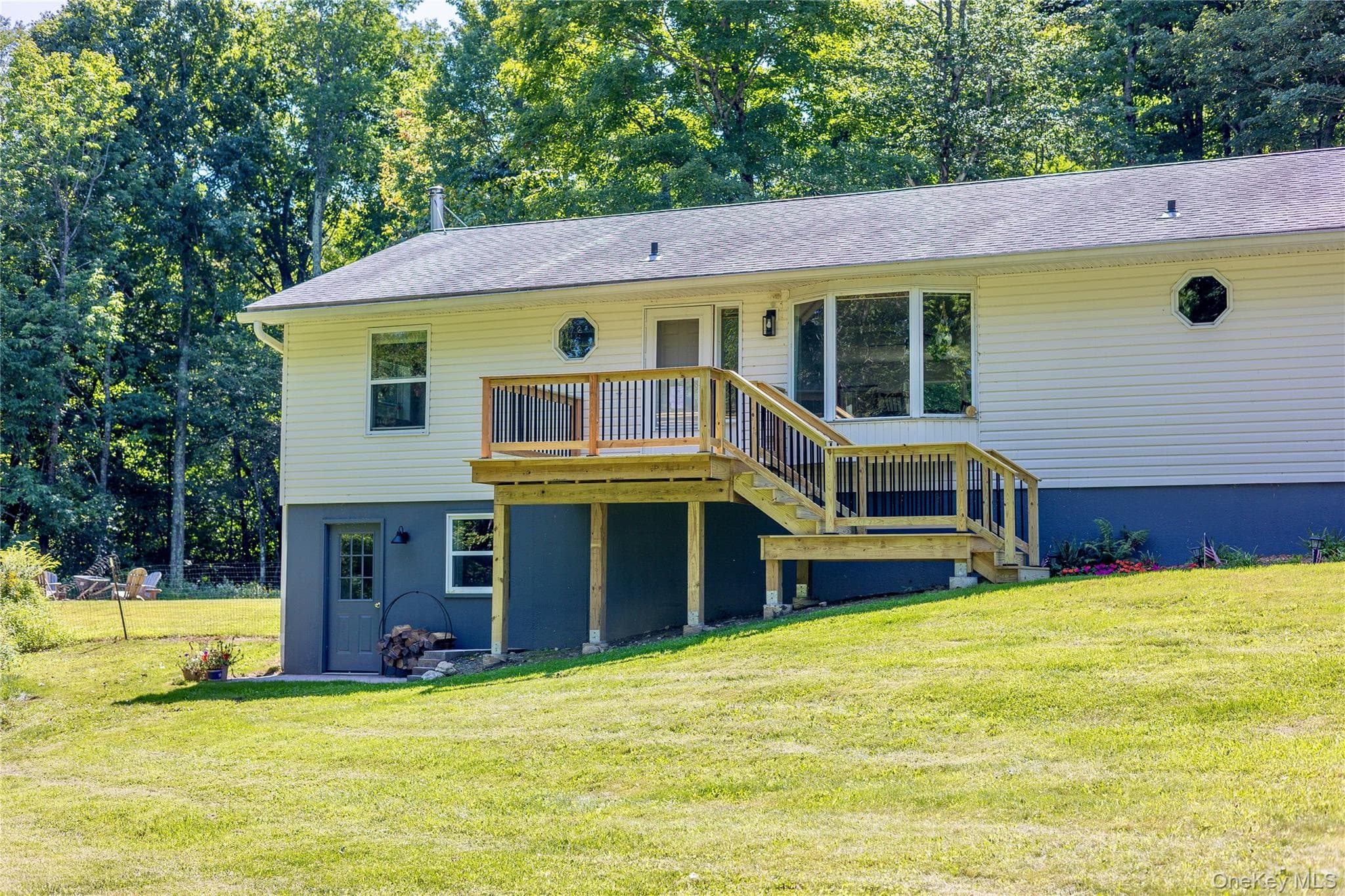 60 Briarwood Lane thumbnail 16