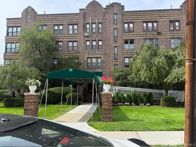 29 Woodmere Boulevard Unit: 2-B thumbnail 2