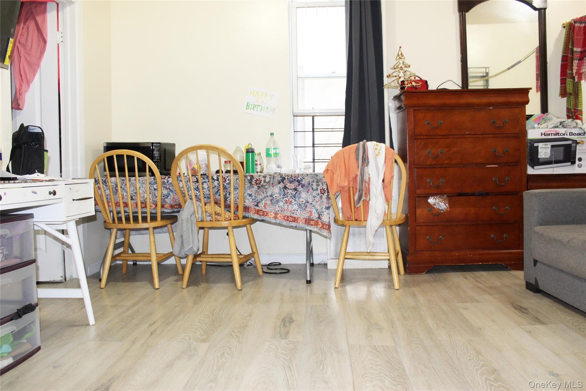 1731 White Plains Road thumbnail 11