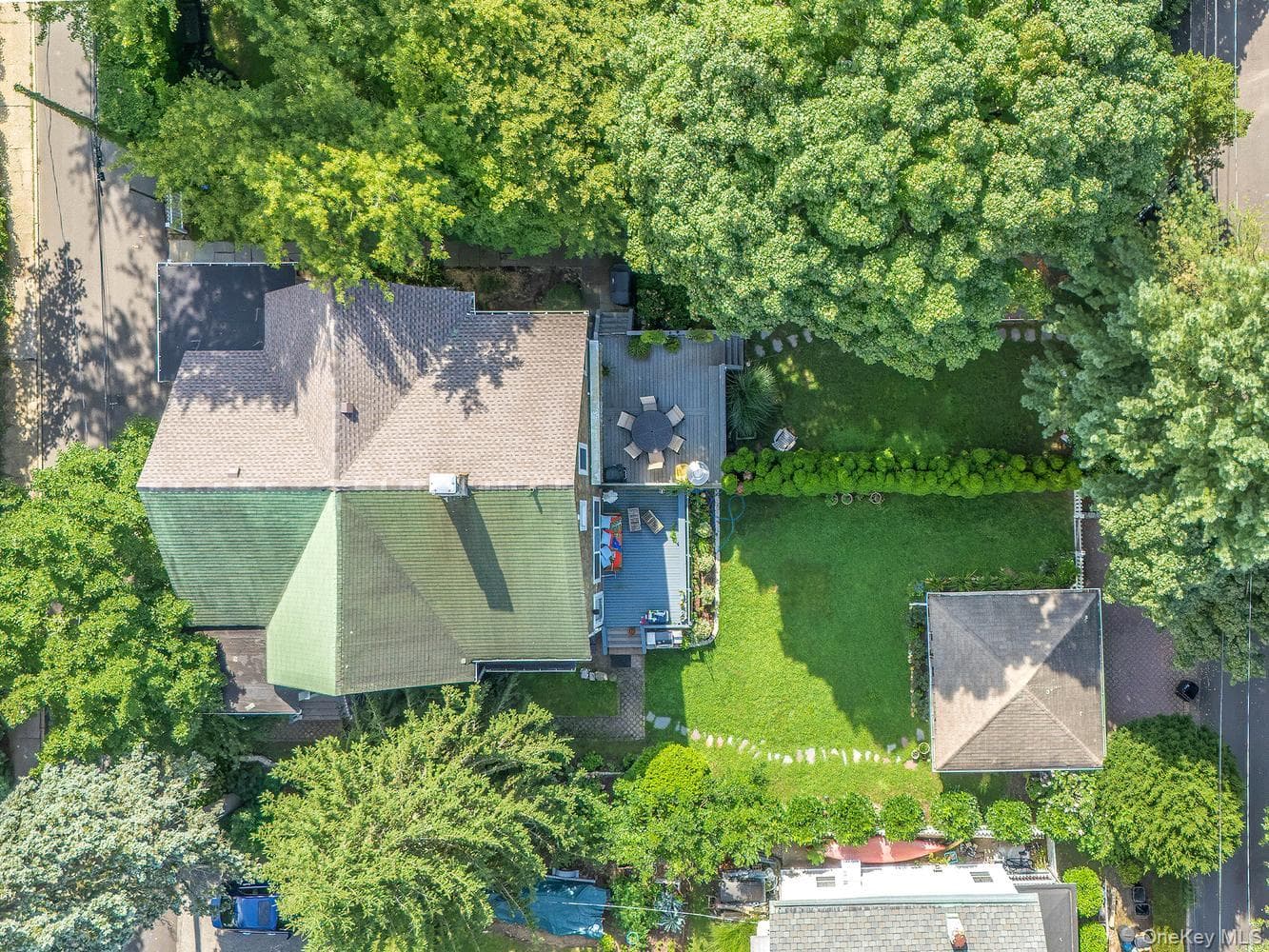 150 Franklin Avenue thumbnail 33