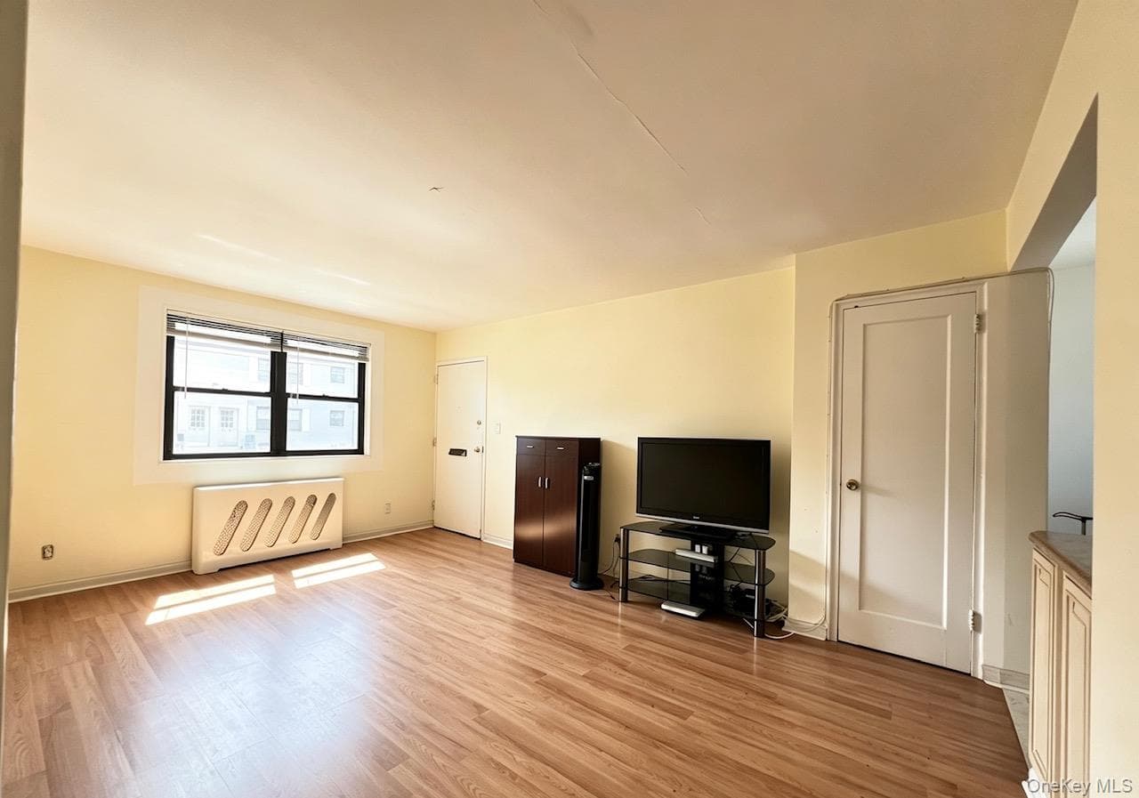 136-33 68th Drive Dr Unit: A thumbnail 13