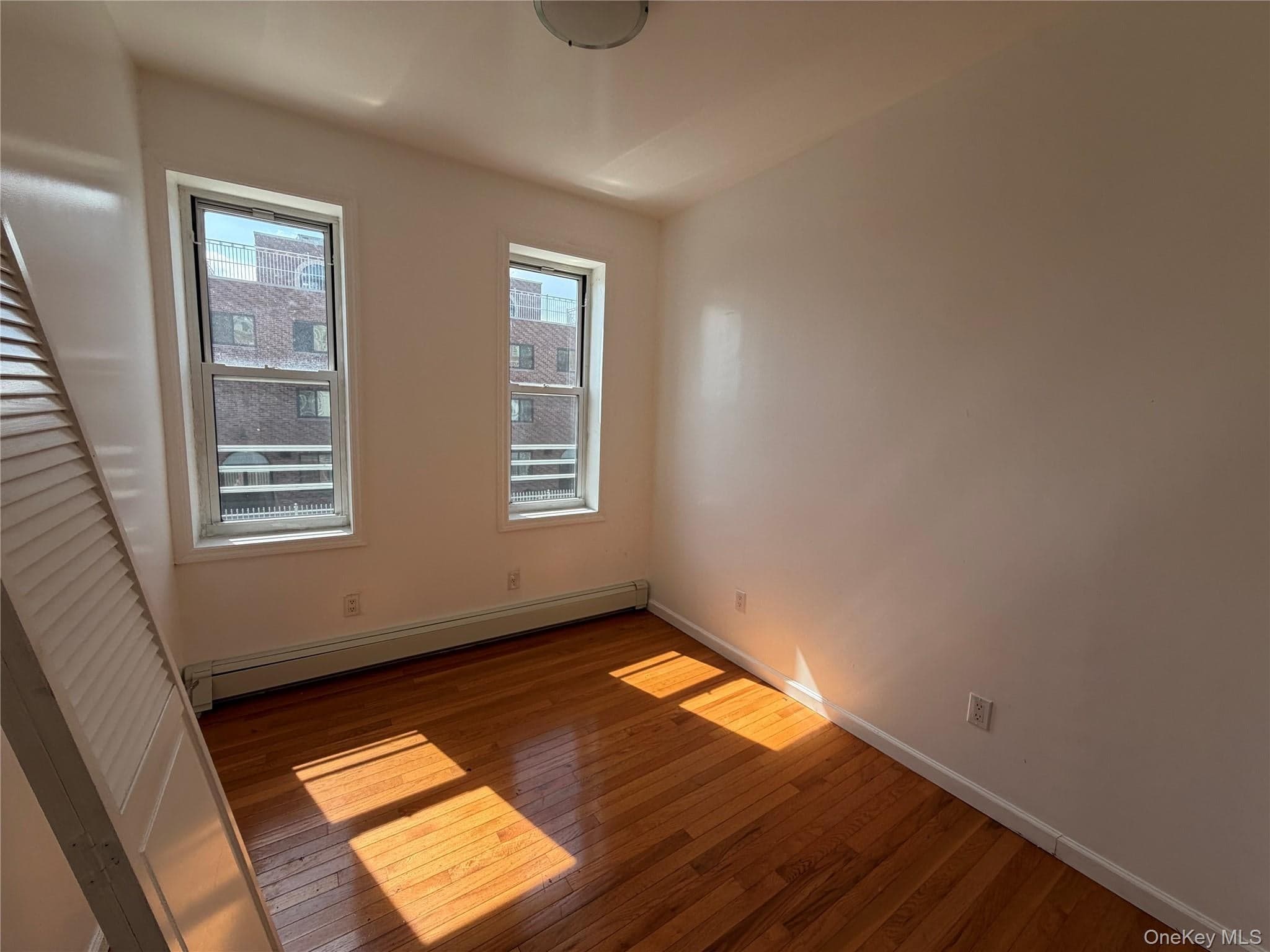 2356 Waterbury Avenue thumbnail 18