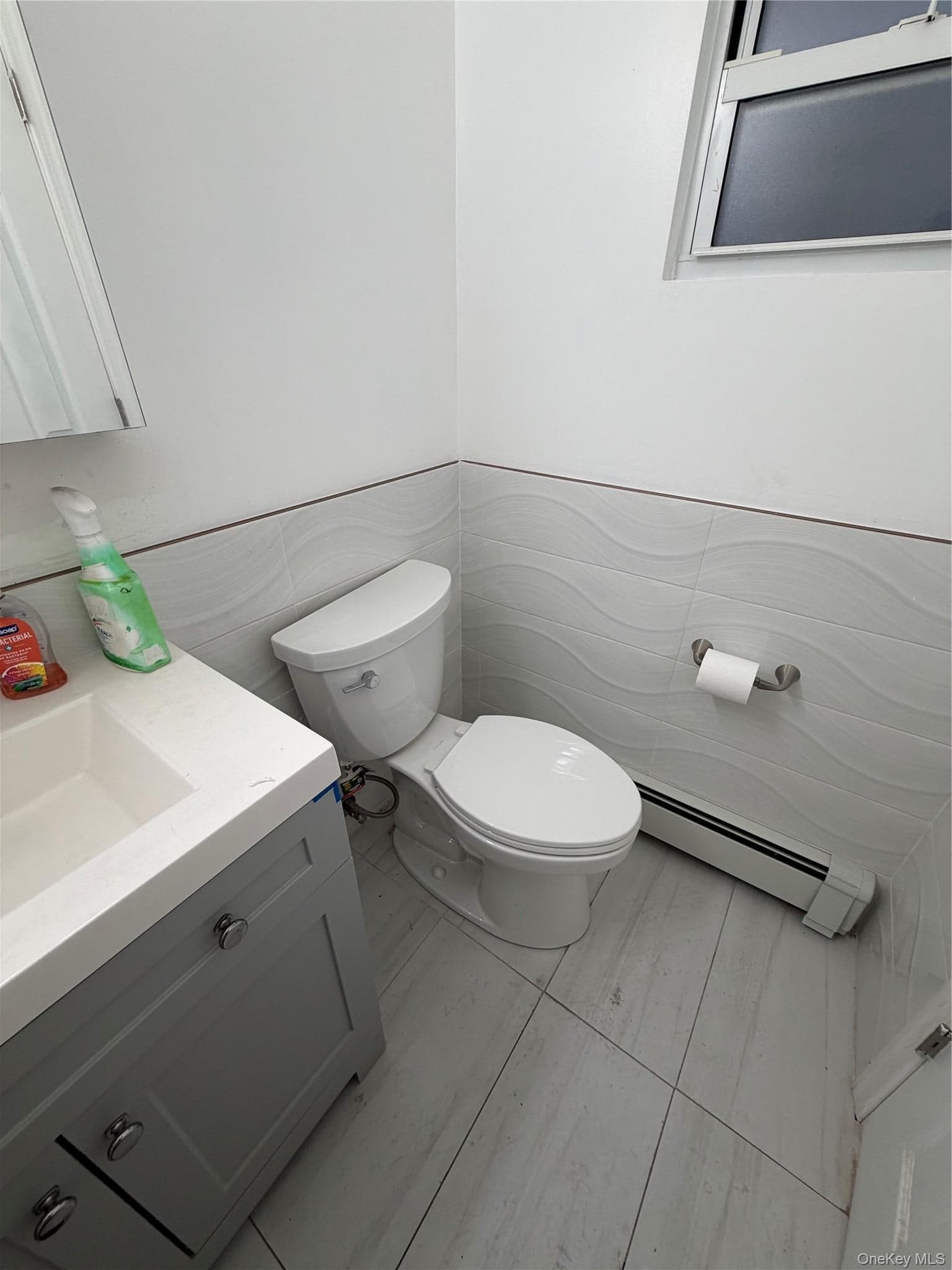2356 Waterbury Avenue thumbnail 9