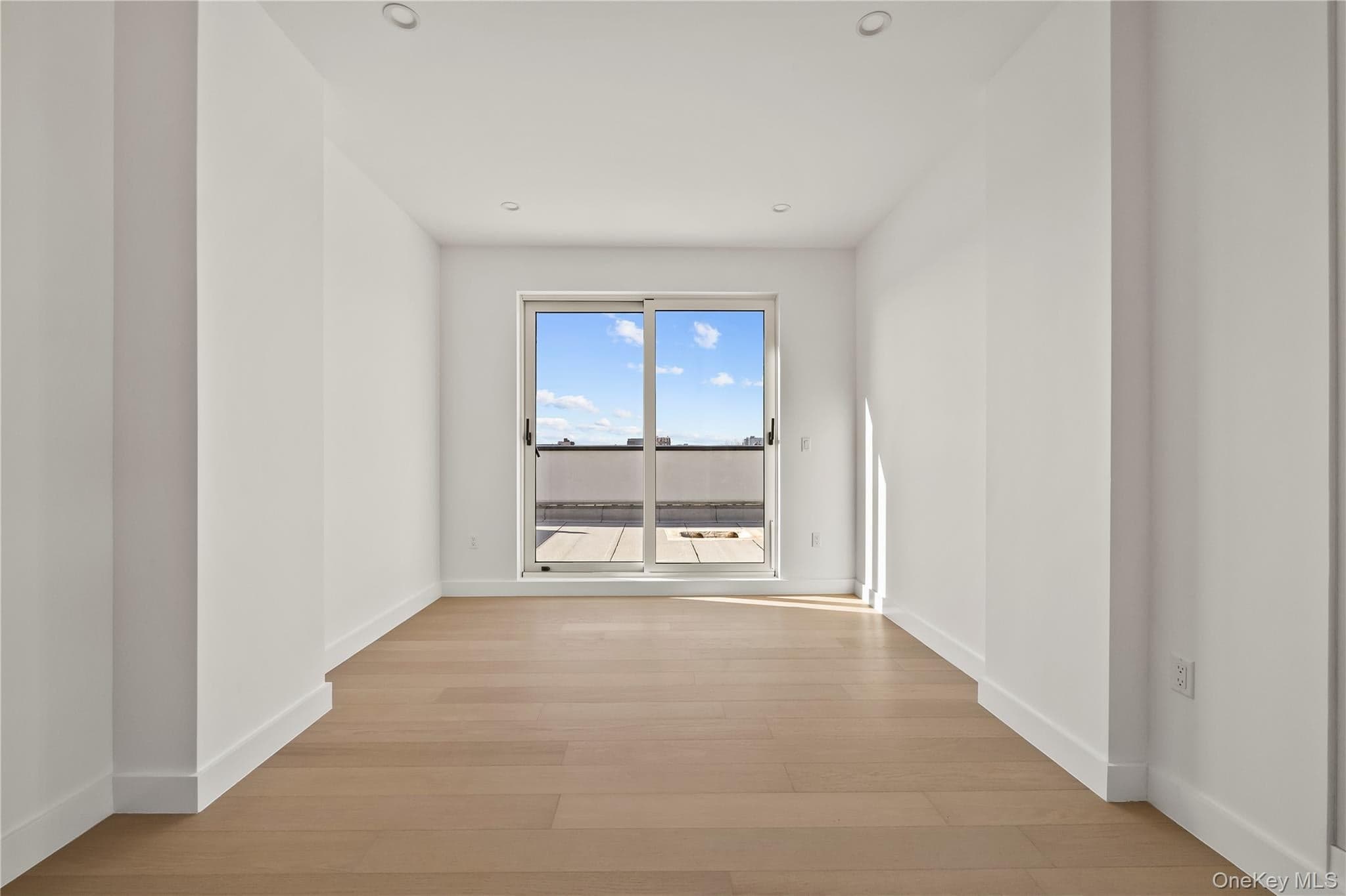 150-02 Northern Boulevard Unit: 6F thumbnail 11