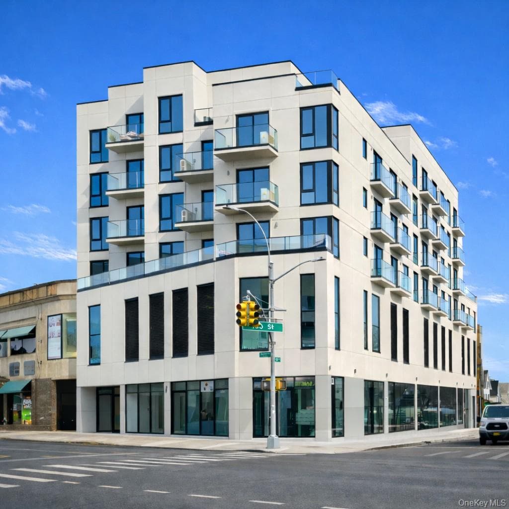 150-02 Northern Boulevard Unit: 6F, Flushing