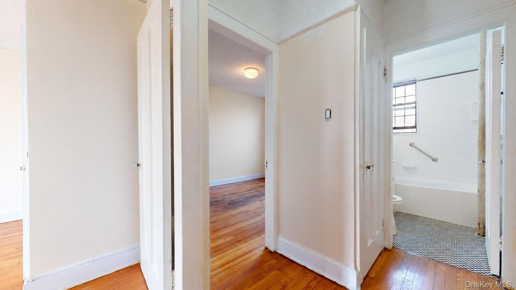 68-30 Burns Street Unit: C2 thumbnail 10