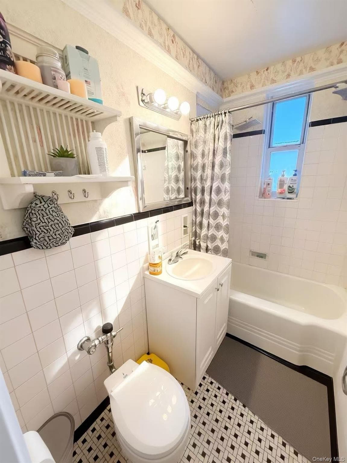63-45 Saunders Street Unit: 5J thumbnail 6