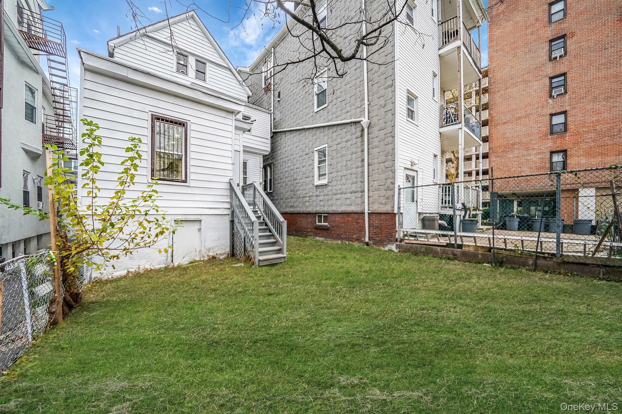 155 Hawthorne Avenue thumbnail 33
