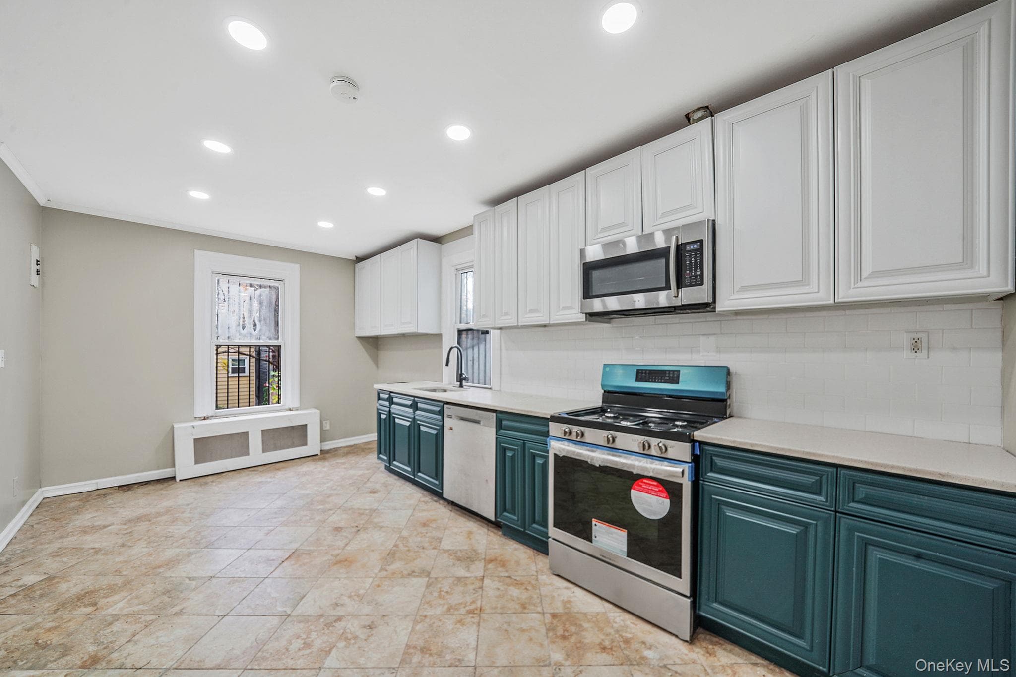155 Hawthorne Avenue thumbnail 11