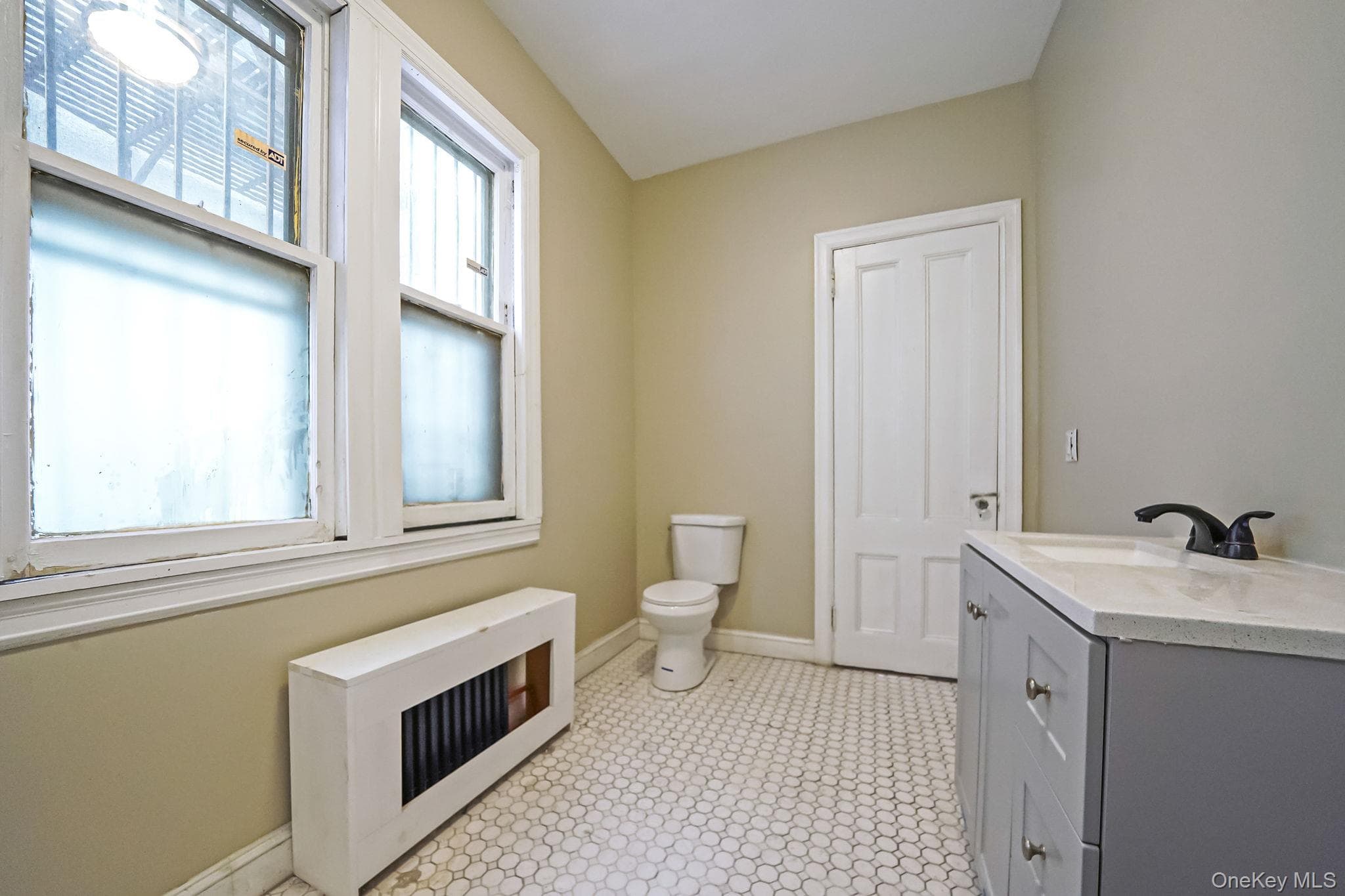 155 Hawthorne Avenue thumbnail 14