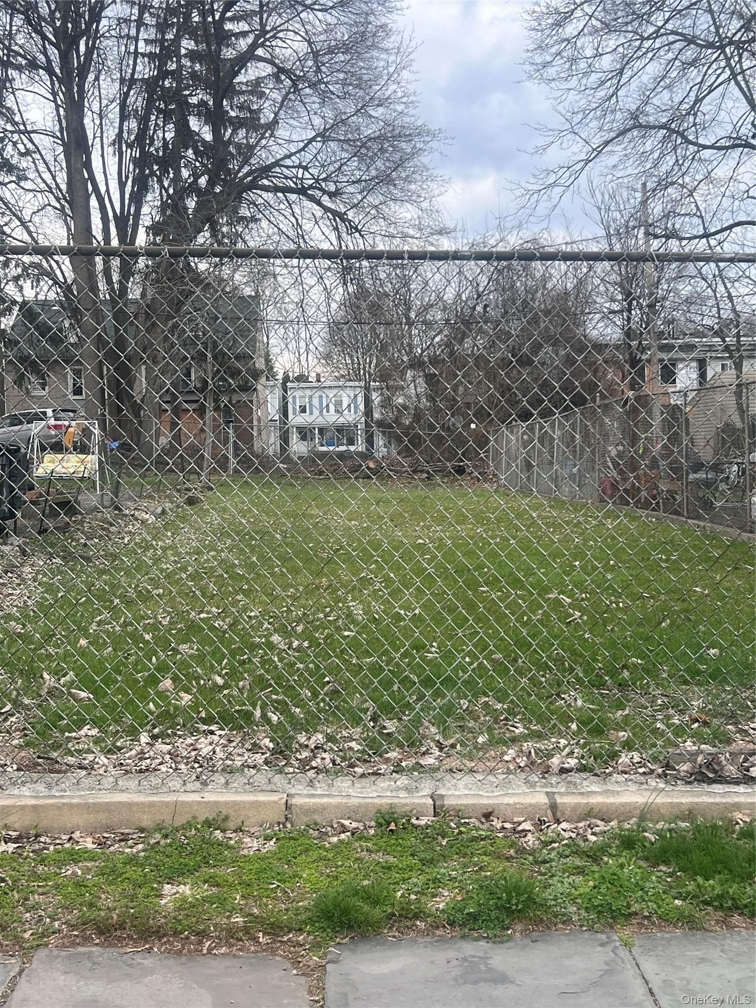286 1st Street thumbnail 3