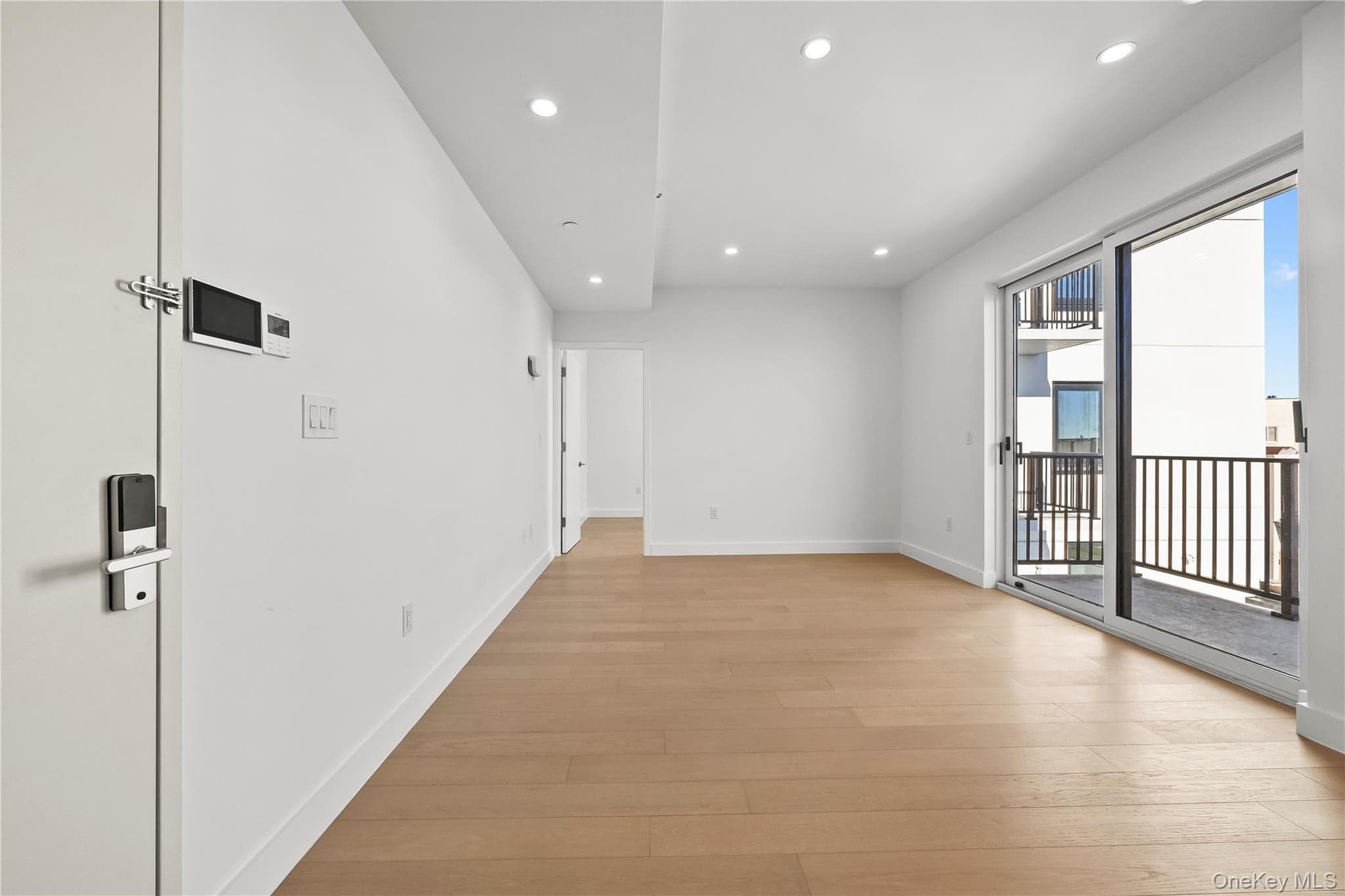 150-02 Northern Blvd Blvd Unit: 4C thumbnail 6