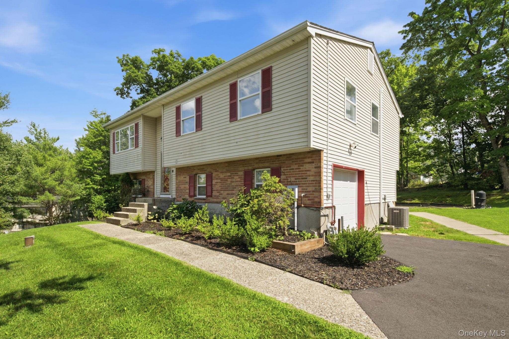 17 Old Hemlock Drive thumbnail 32