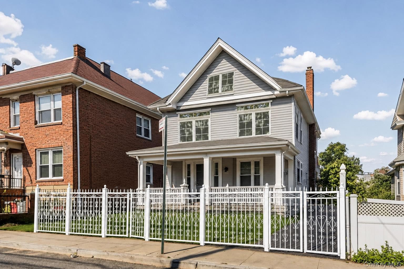 1073 Mcbride Street thumbnail 3