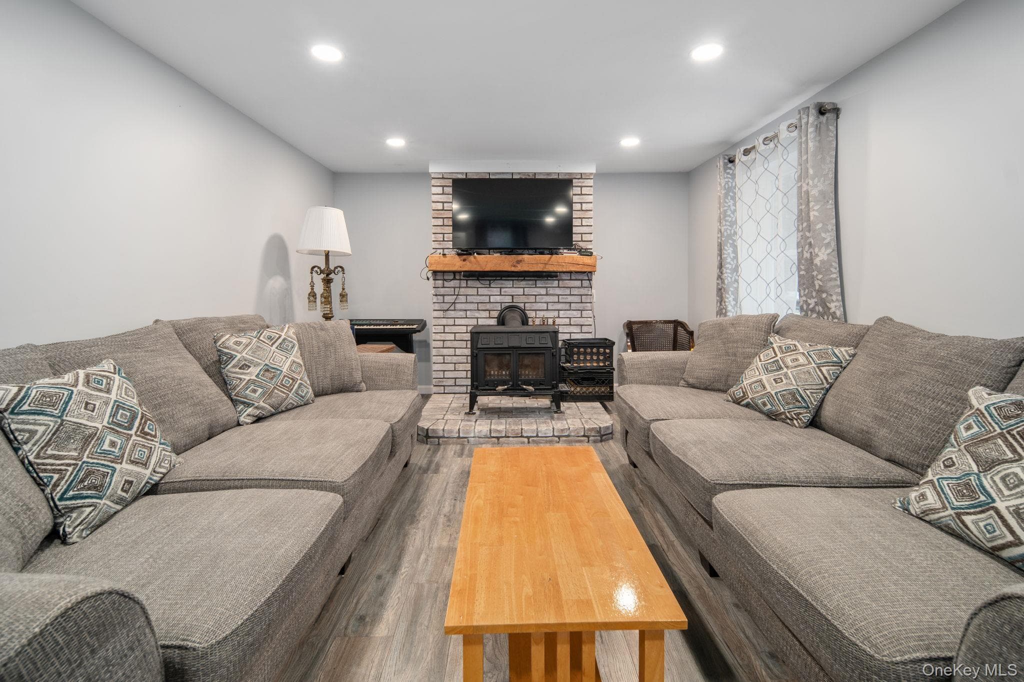 3041 Lakeshore Drive thumbnail 20