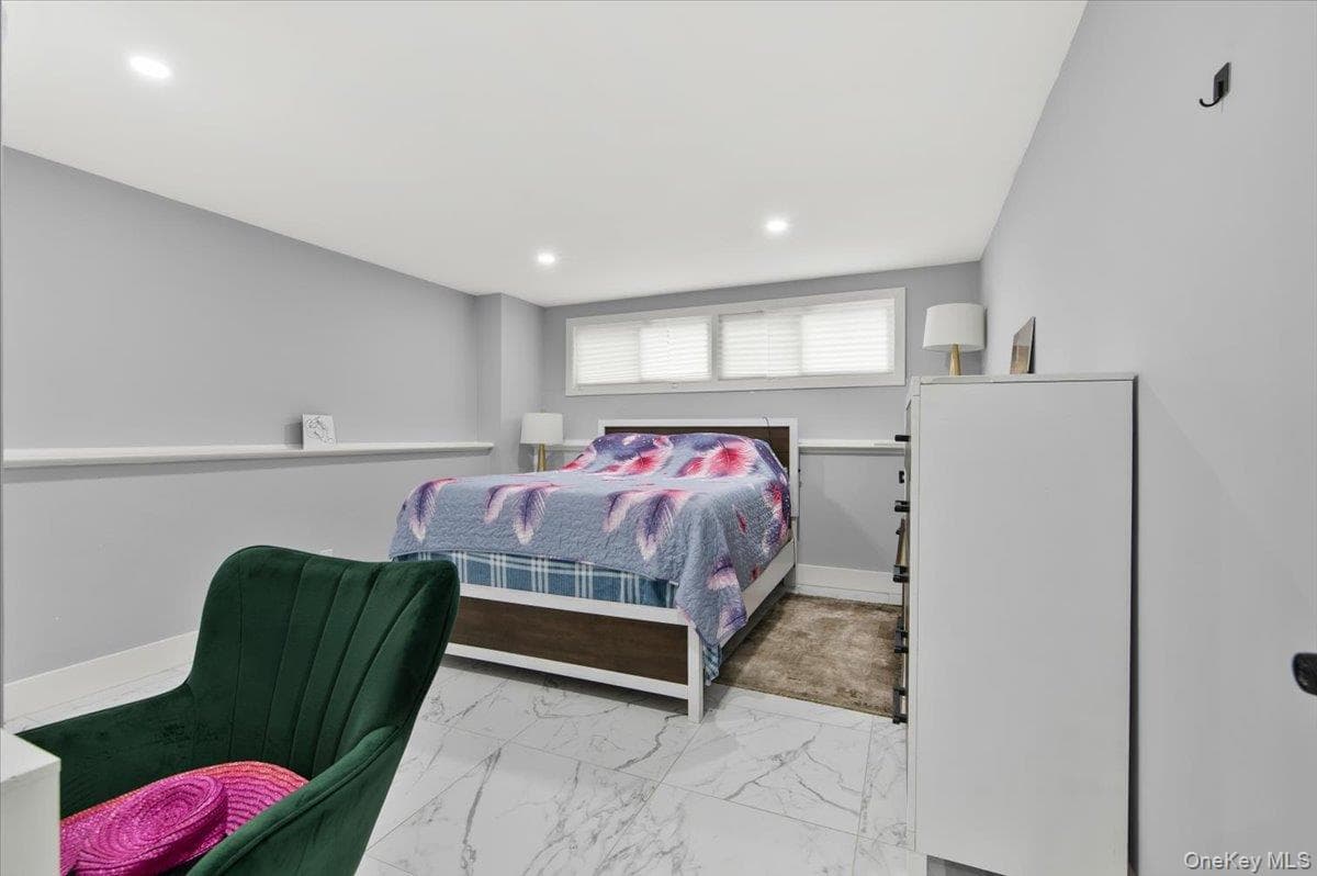 187 Catherine Street thumbnail 30