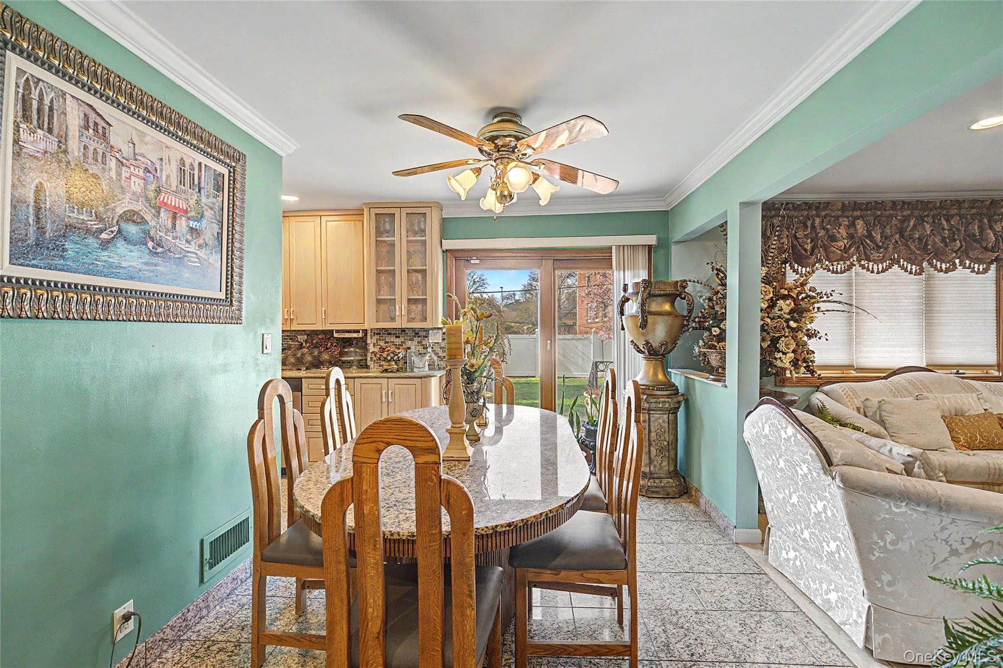 251-43 57th Avenue thumbnail 4