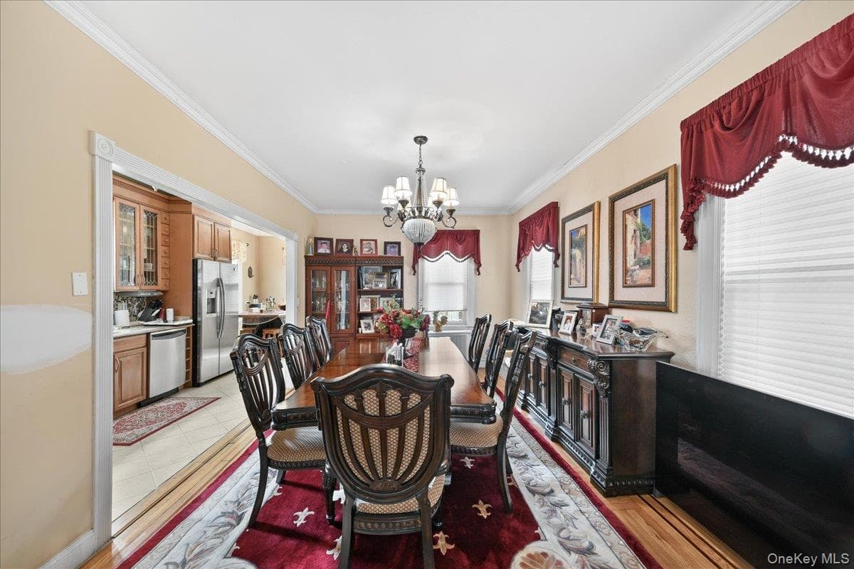 2445 Yates Avenue thumbnail 10