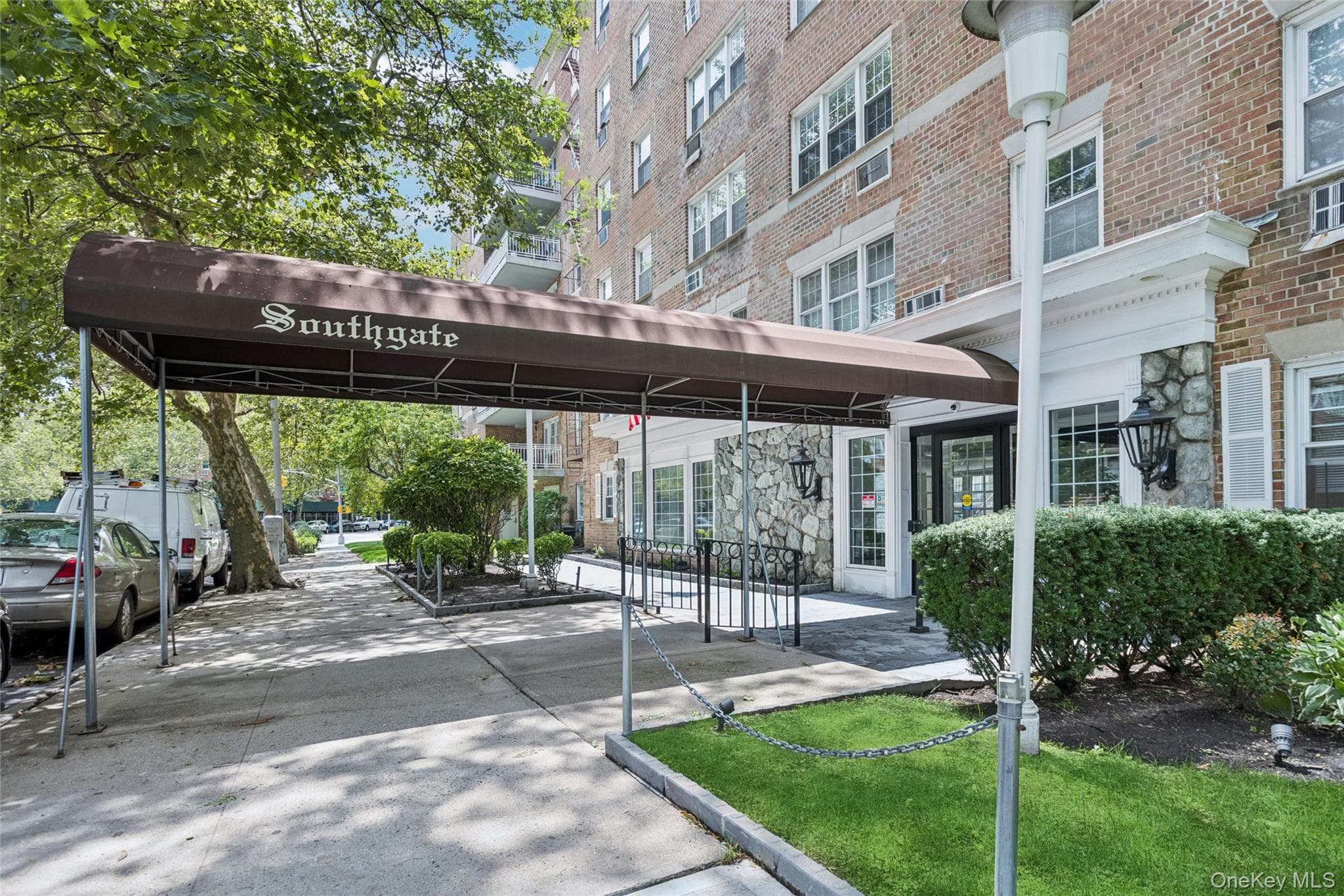 14930 88th Street Unit: 2E photo 1