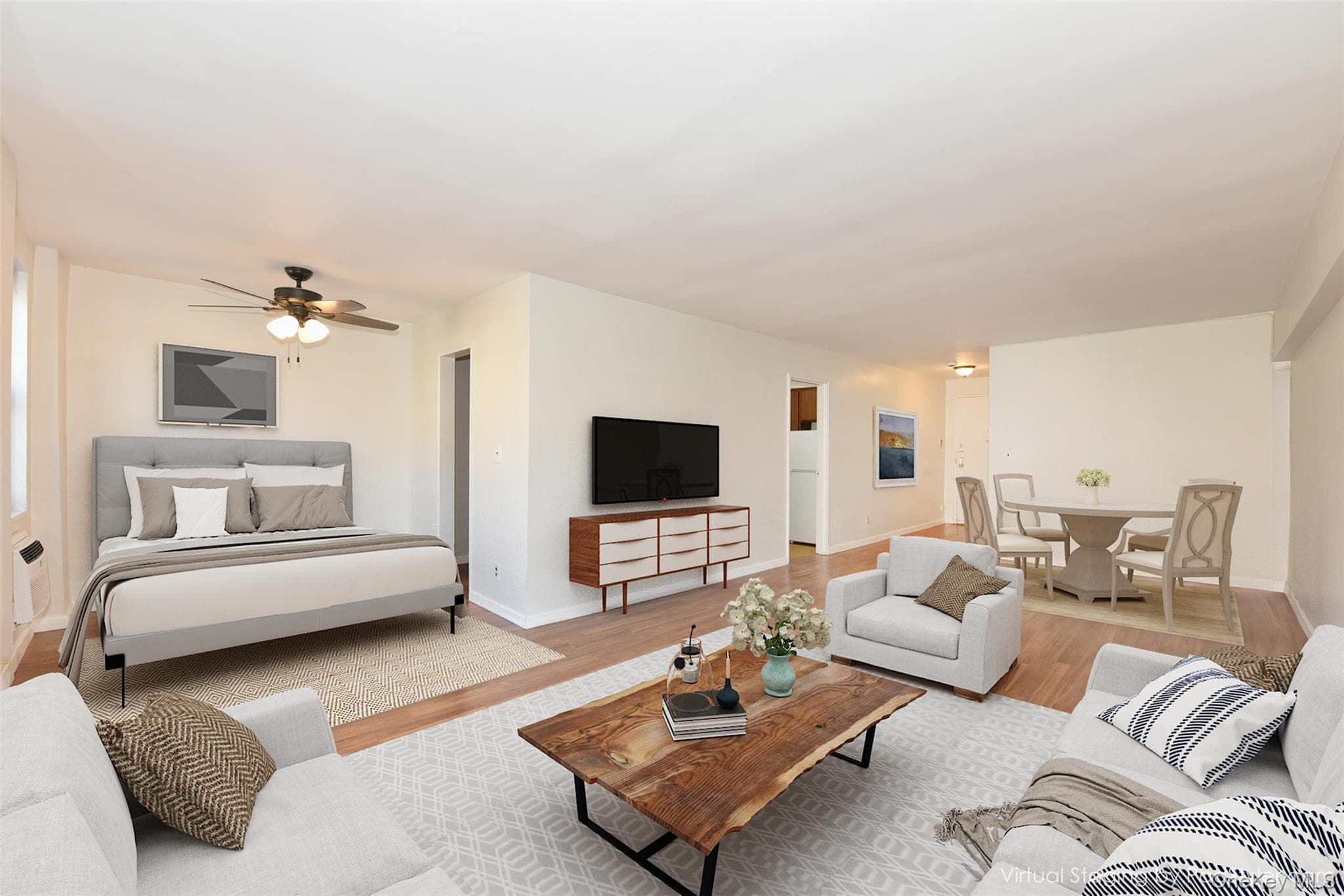 4 Birchwood Court Unit: 2P photo 1