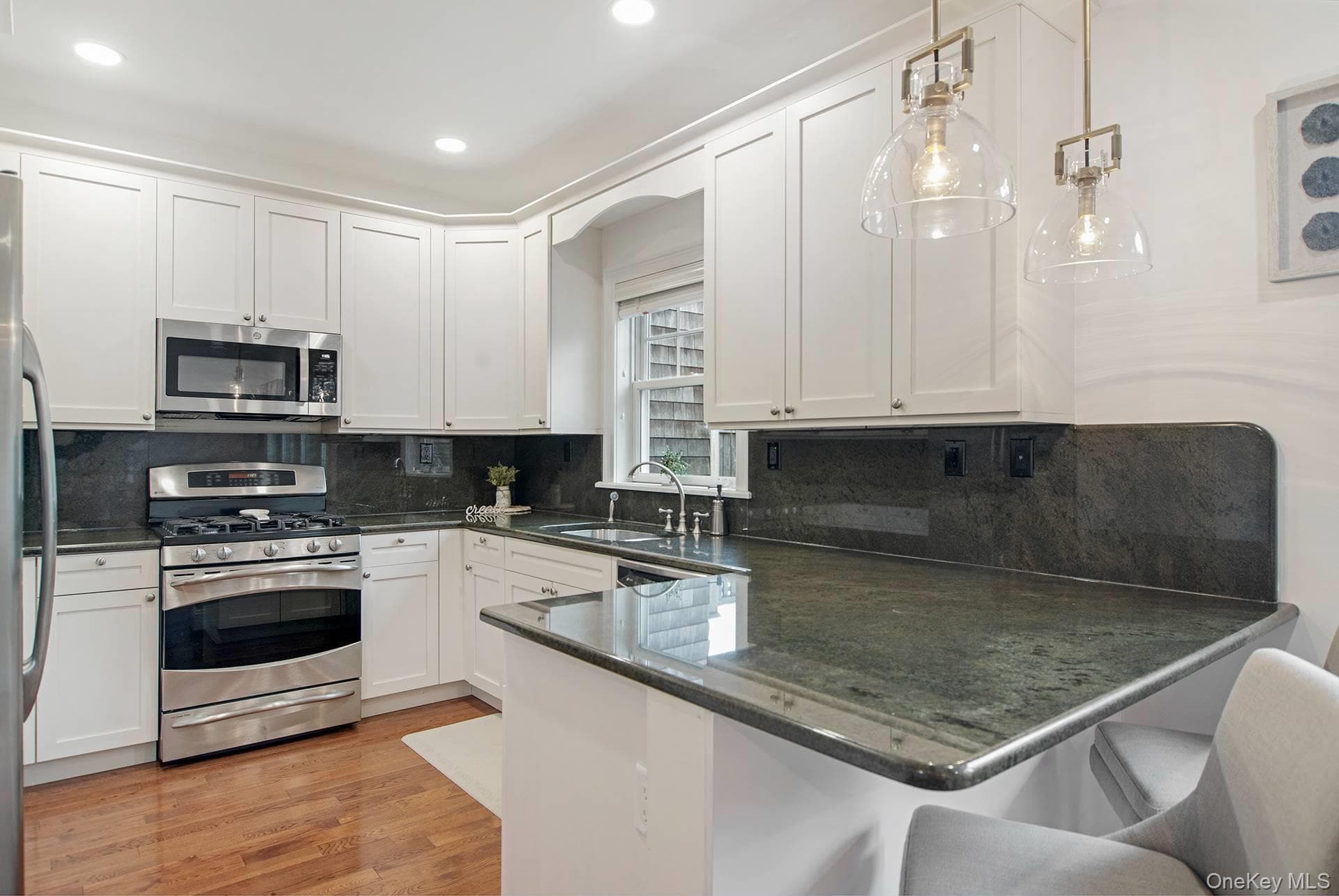 28 Andrew Court Ct thumbnail 7