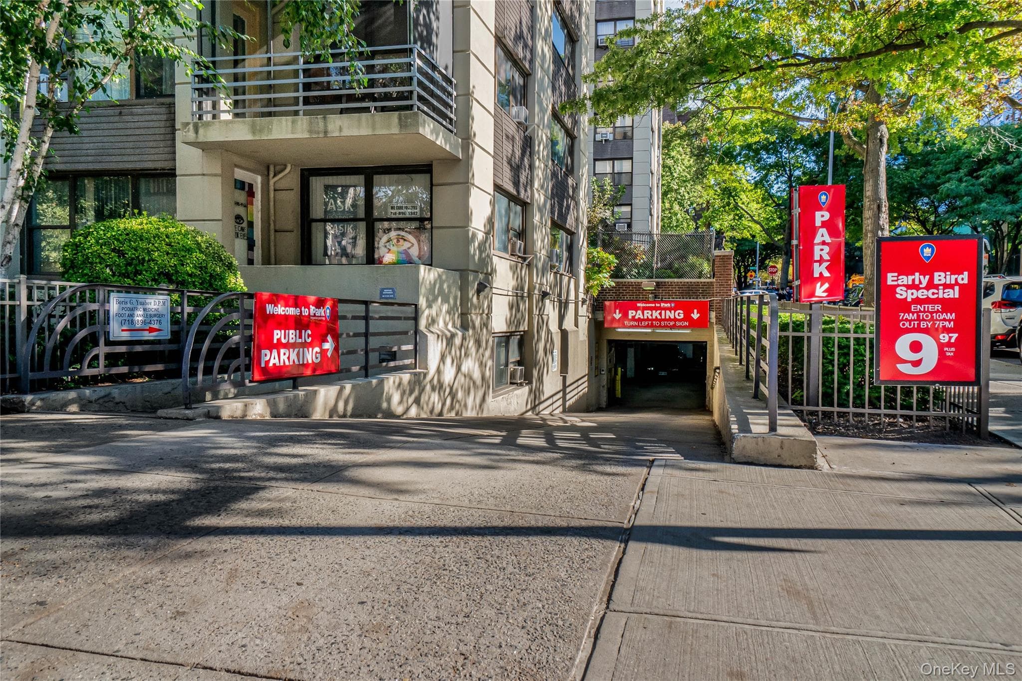 98-10 64 Avenue Unit: 4H thumbnail 2