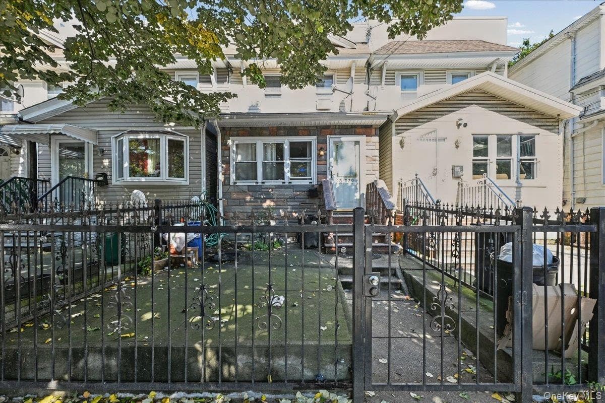 11507 103rd Avenue, Richmond Hill S.