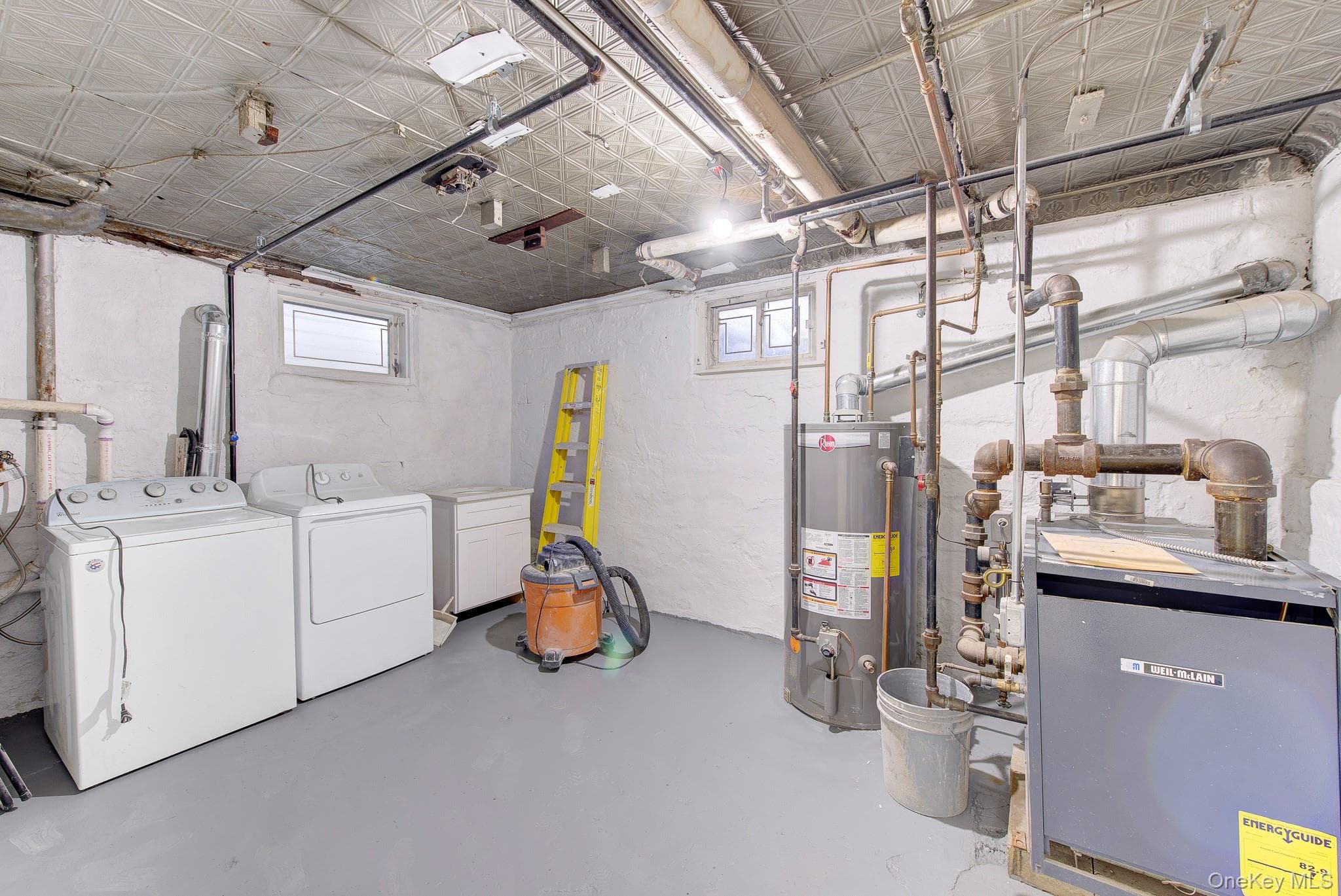 2152 E 35th Street thumbnail 13
