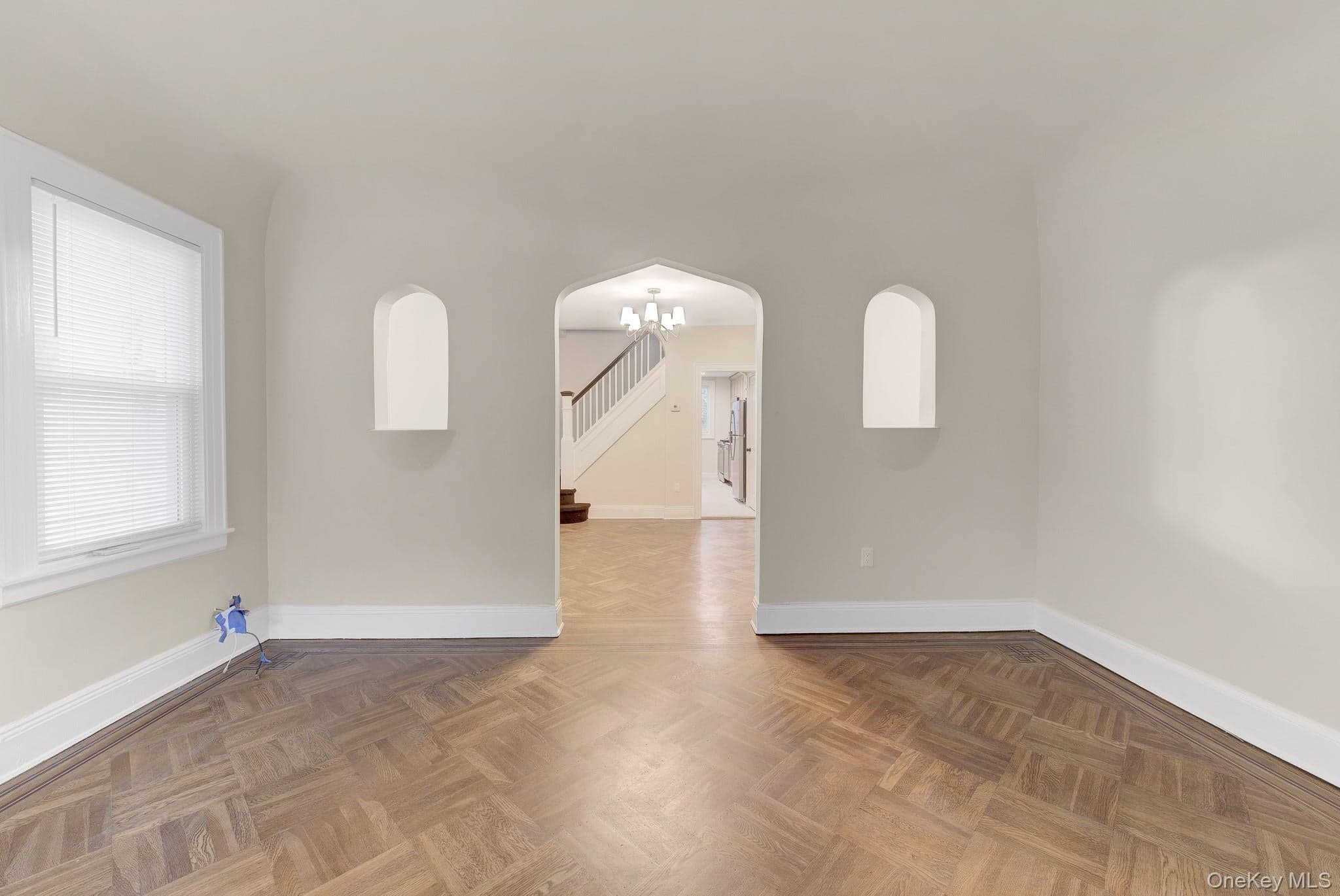 2152 E 35th Street thumbnail 5