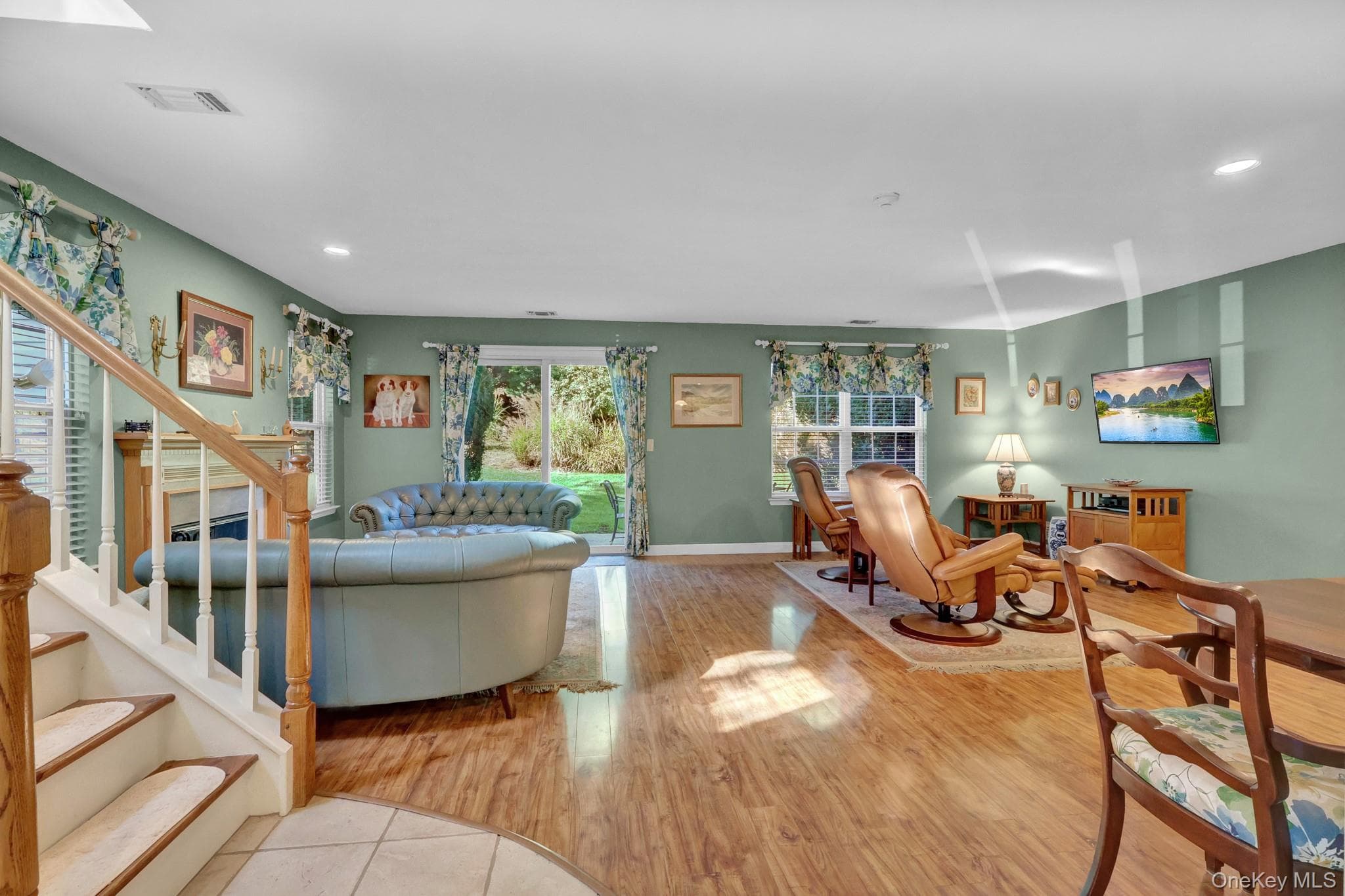 208 Erik Drive thumbnail 5