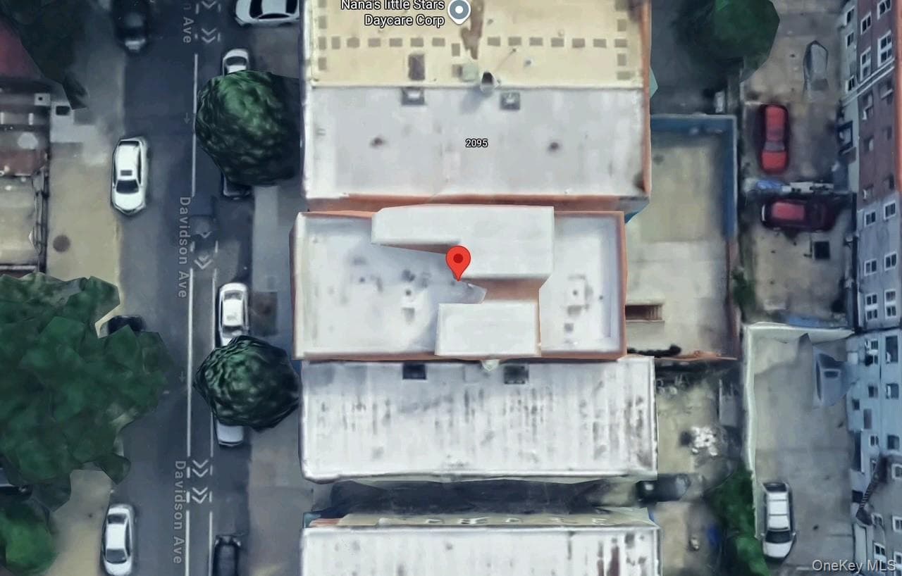 2097 Davidson Avenue thumbnail 3
