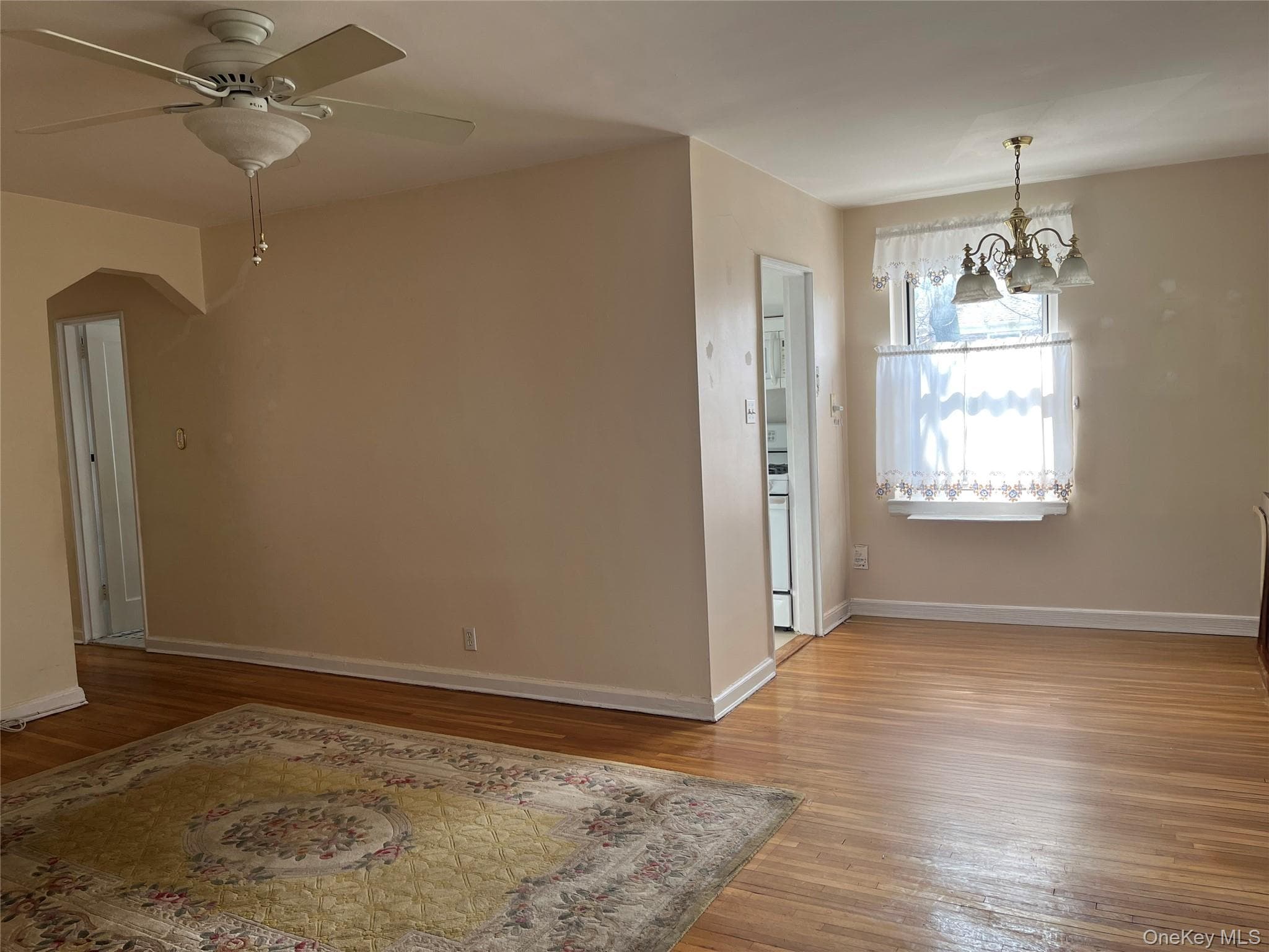 35-31 205 Street St Unit: 302 thumbnail 4