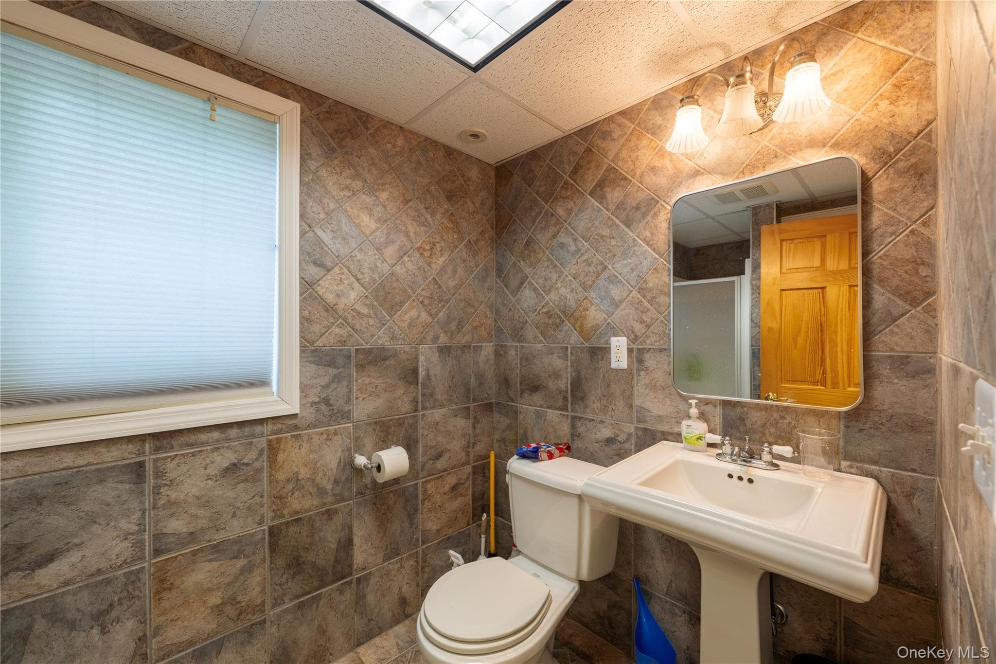 72 Gleneida Avenue thumbnail 16