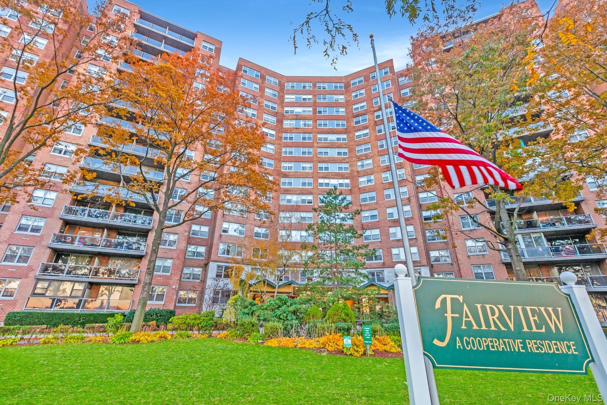 61-20 Grand Central Parkway Unit: A1008, Forest Hills