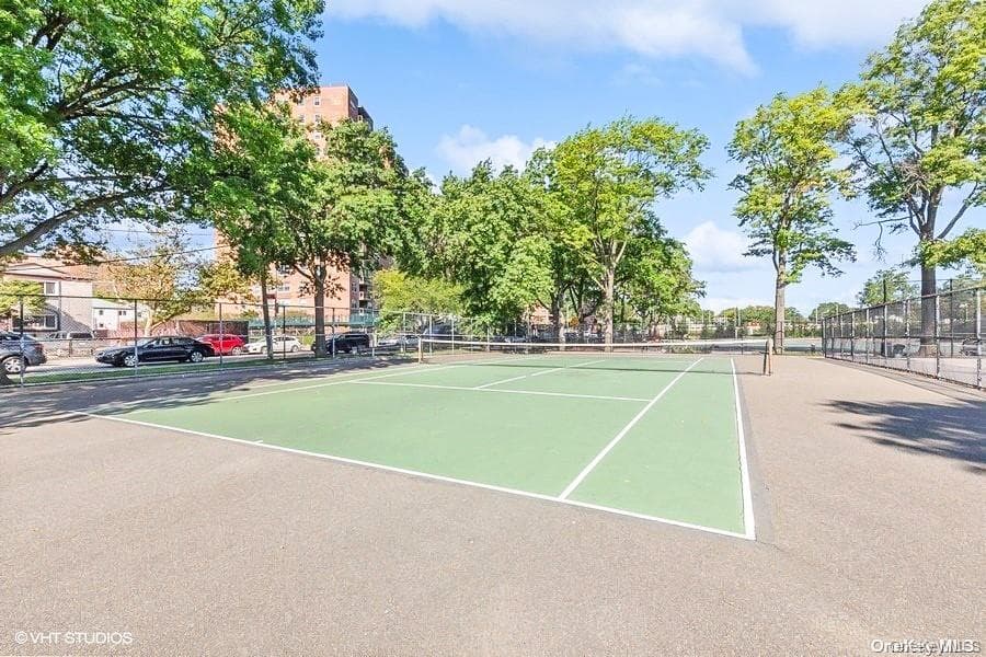 61-20 Grand Central Parkway Unit: A1008 thumbnail 11