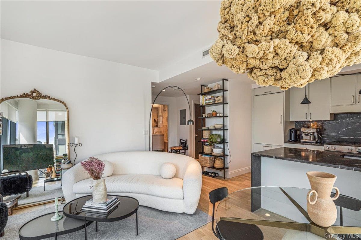 554 4th Avenue Unit: 7B thumbnail 5