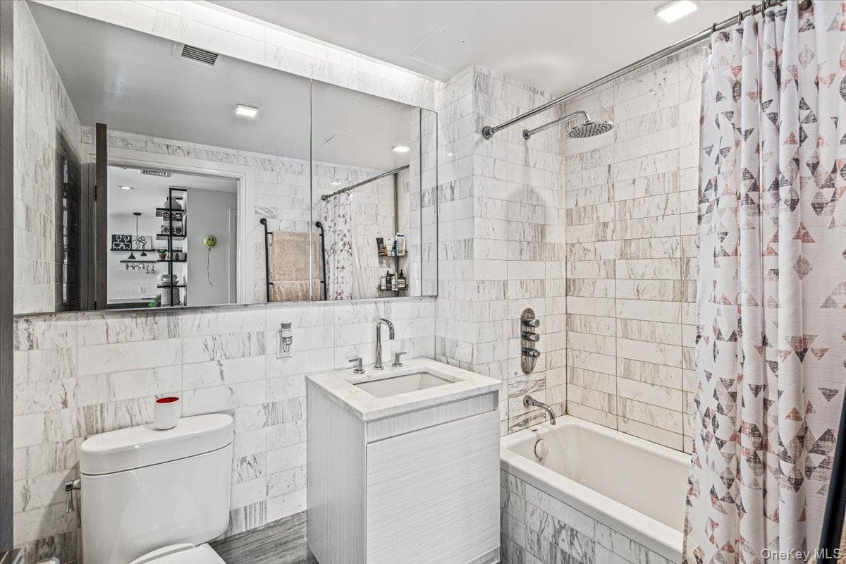 554 4th Avenue Unit: 7B thumbnail 11