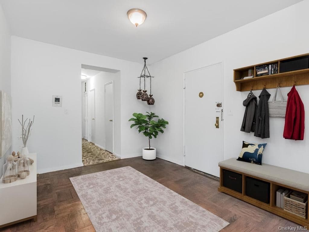 2711 Henry Hudson Parkway Unit: 6D thumbnail 3
